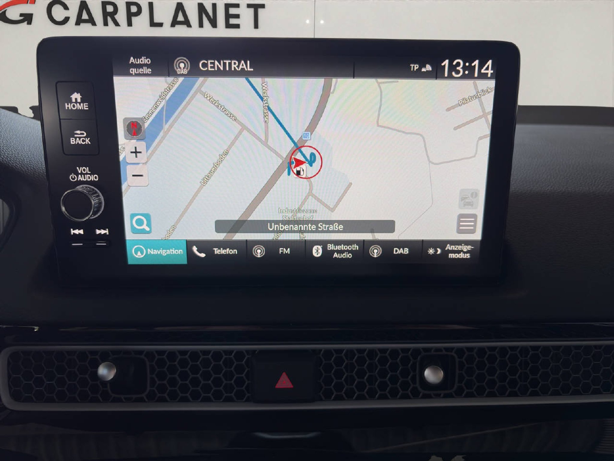 listing desktop thumbnail image 11