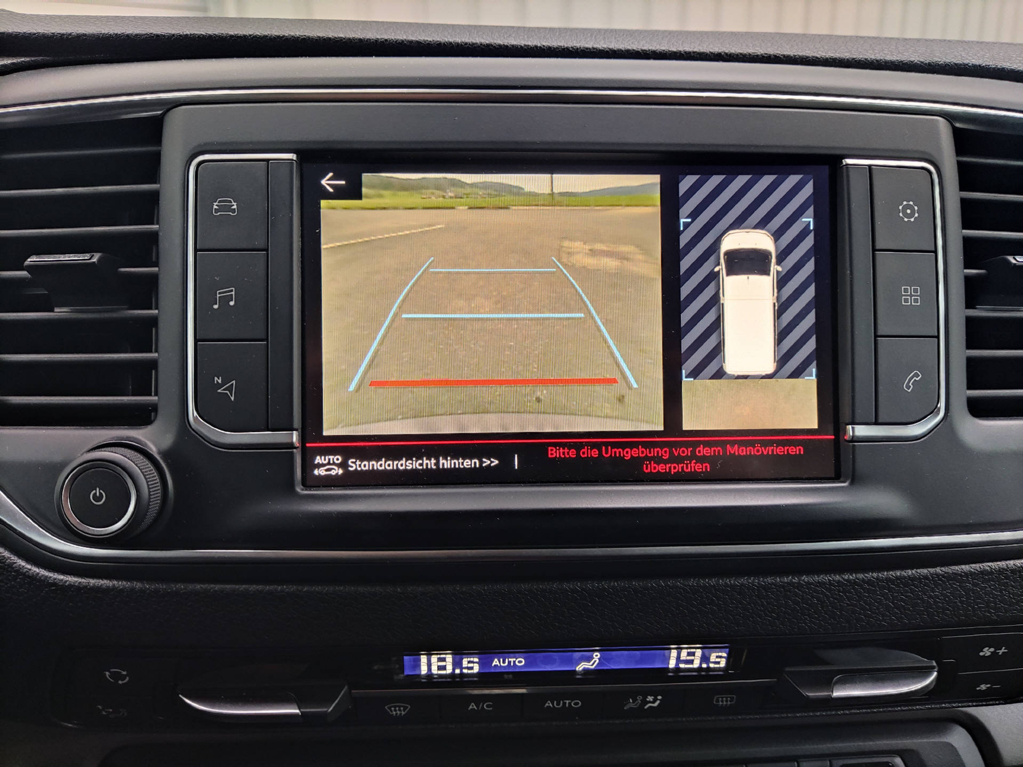 listing desktop thumbnail image 11