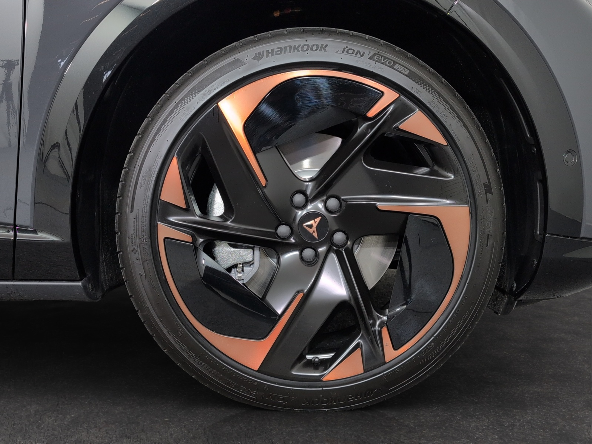 listing desktop thumbnail image 4