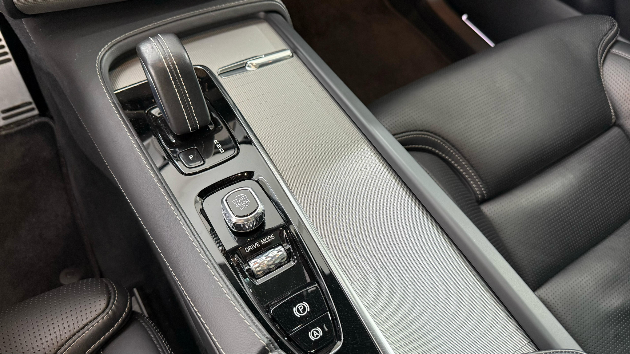 listing desktop thumbnail image 8