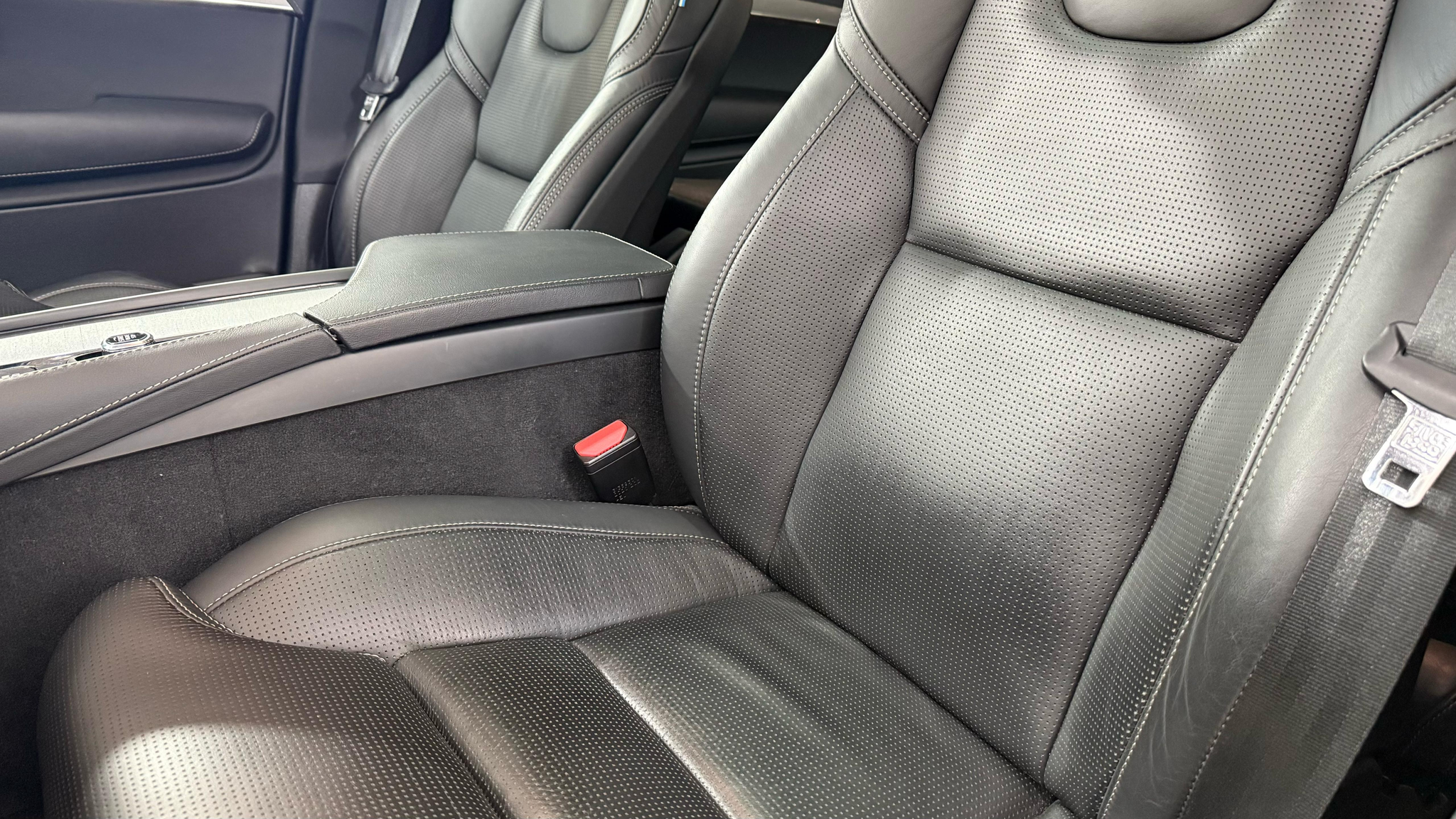 listing desktop thumbnail image 10