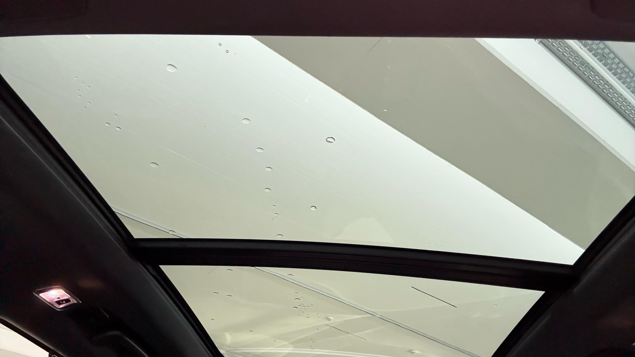 listing desktop thumbnail image 9