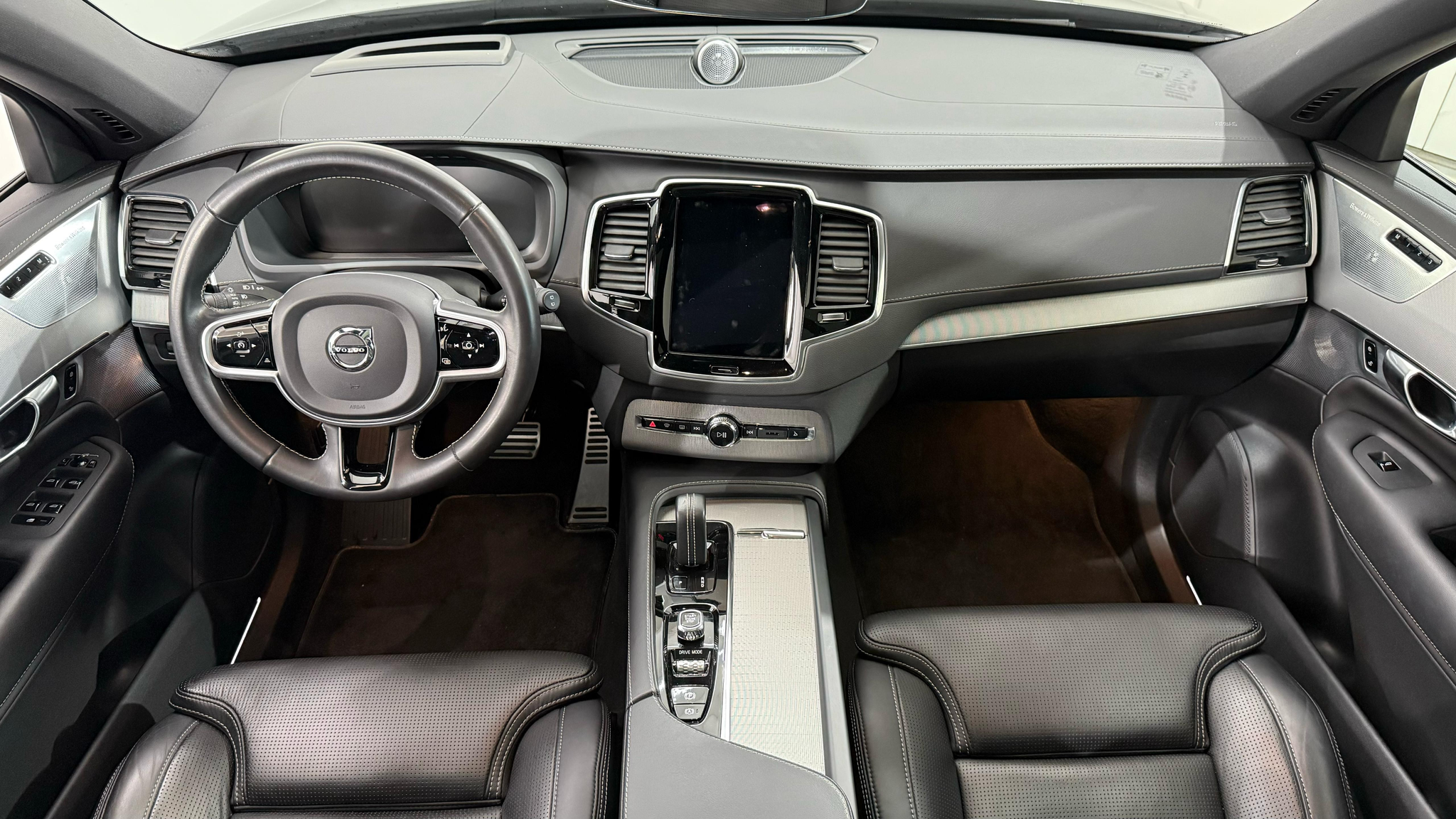 listing desktop thumbnail image 5