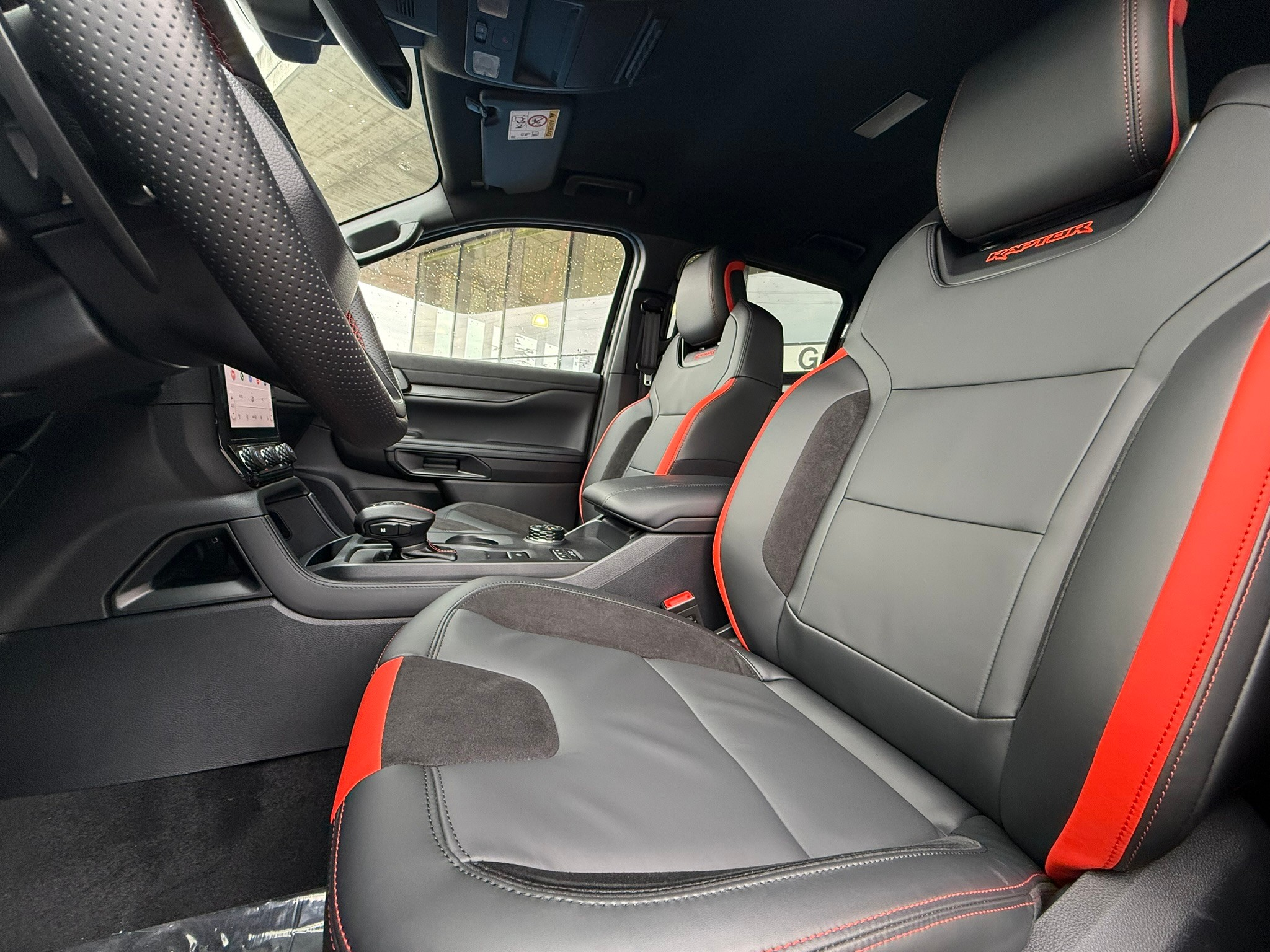 listing desktop thumbnail image 6