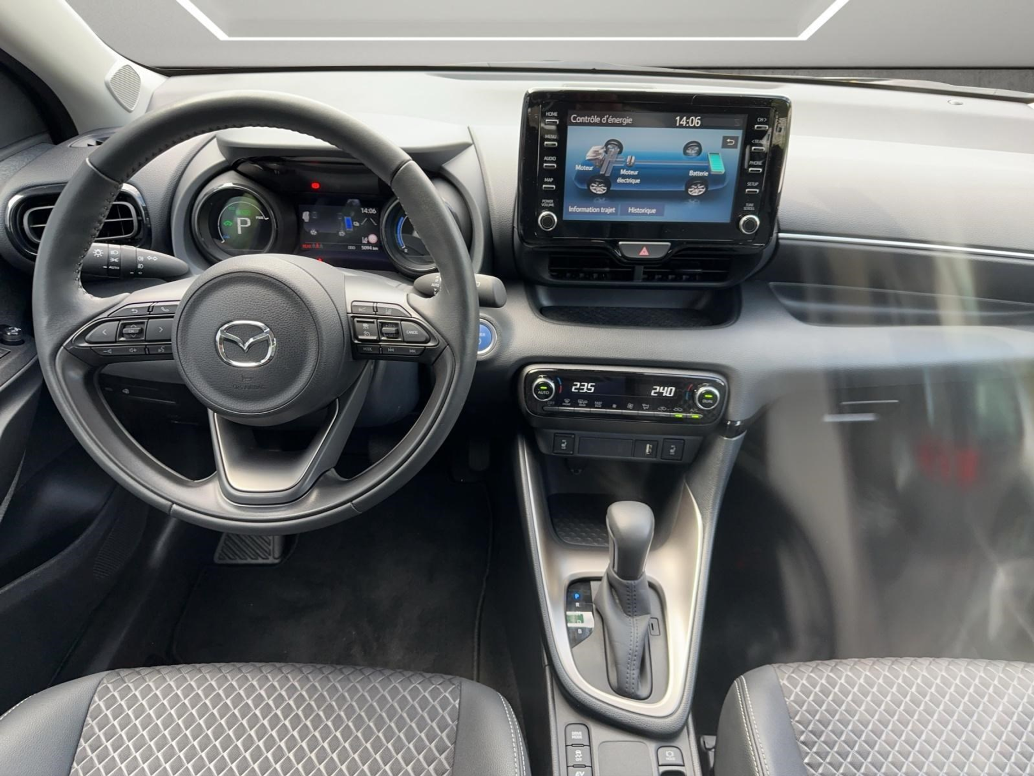 listing desktop thumbnail image 28