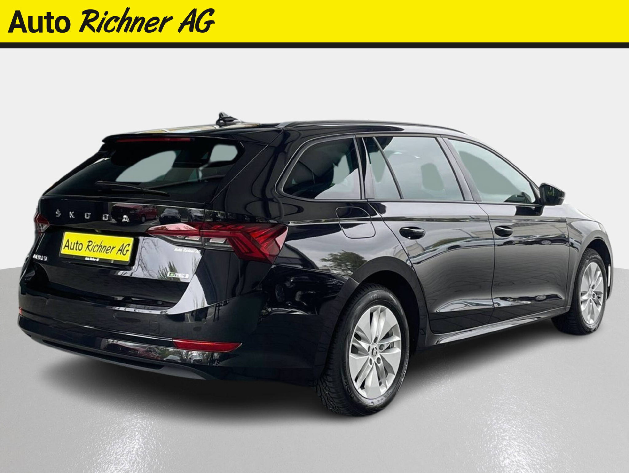 listing desktop thumbnail image 3