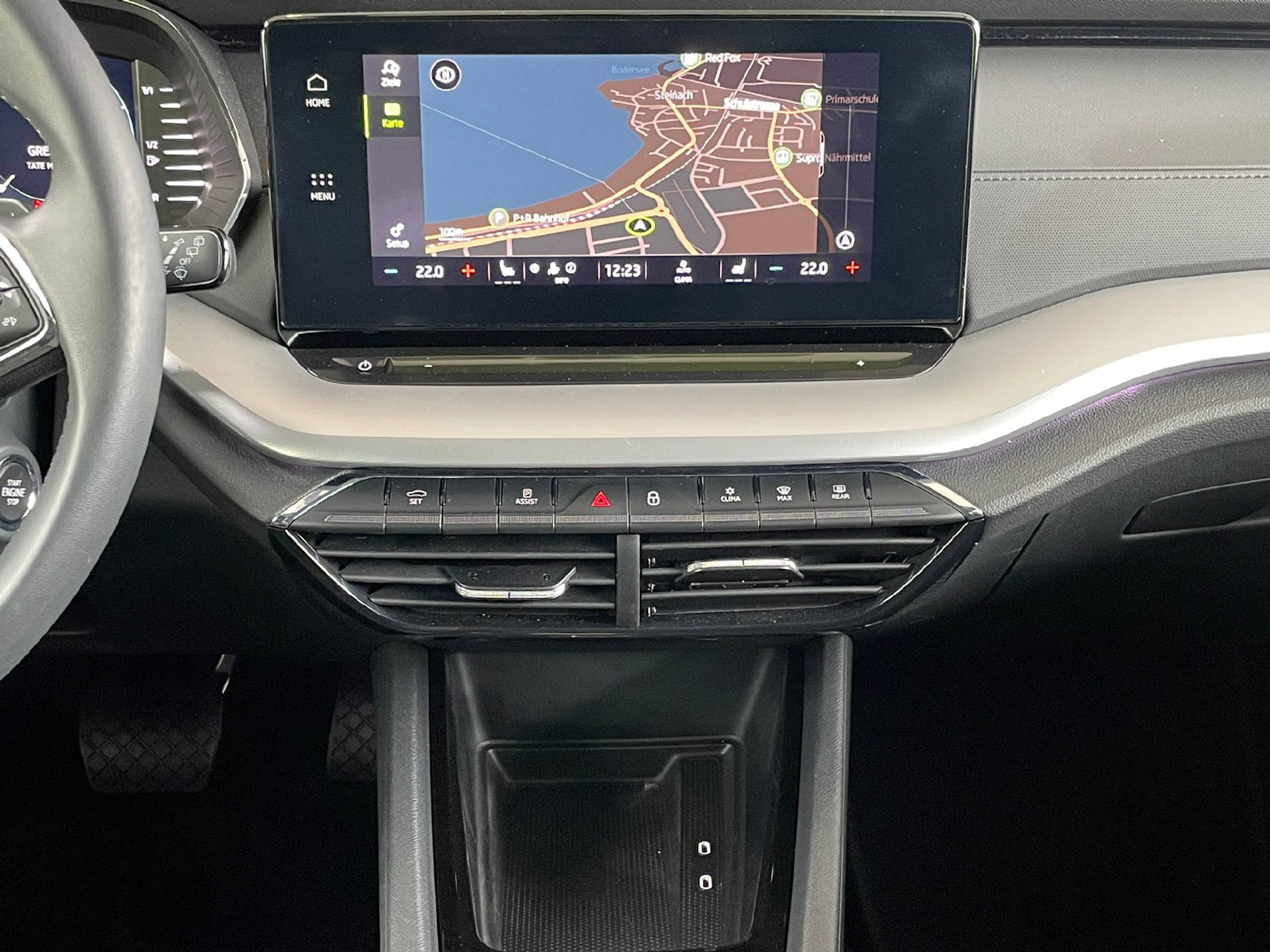 listing desktop thumbnail image 9