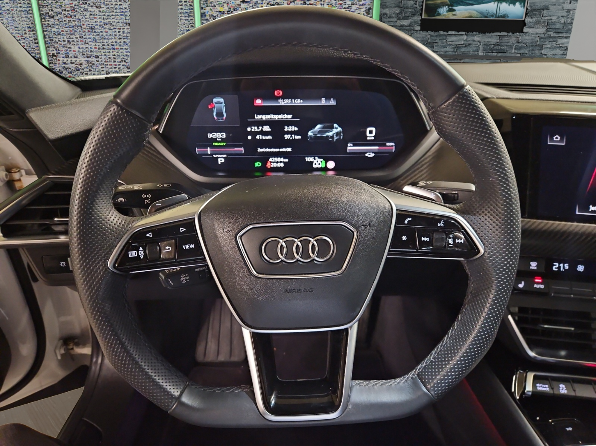 listing desktop thumbnail image 11