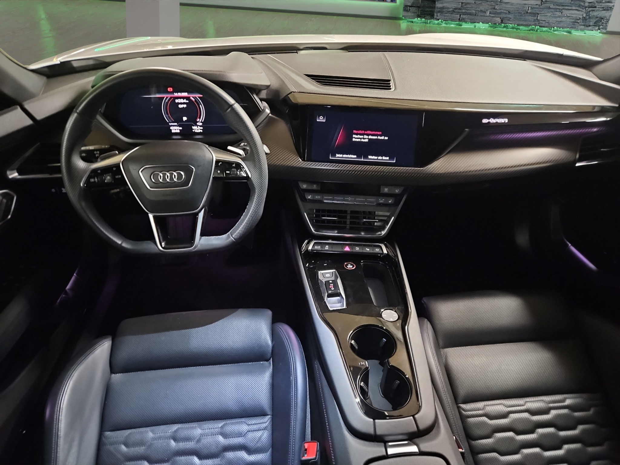 listing desktop thumbnail image 7