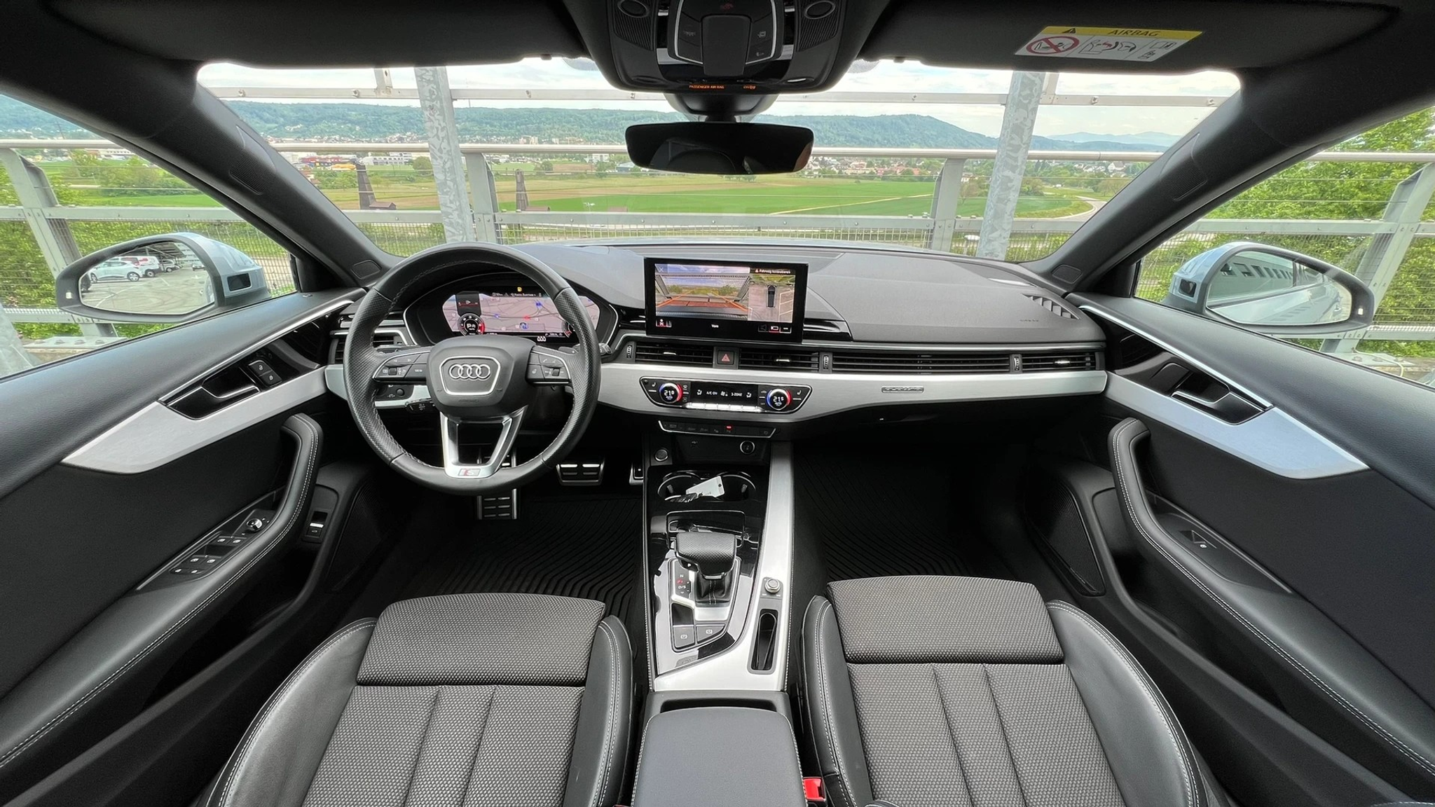 listing desktop thumbnail image 18