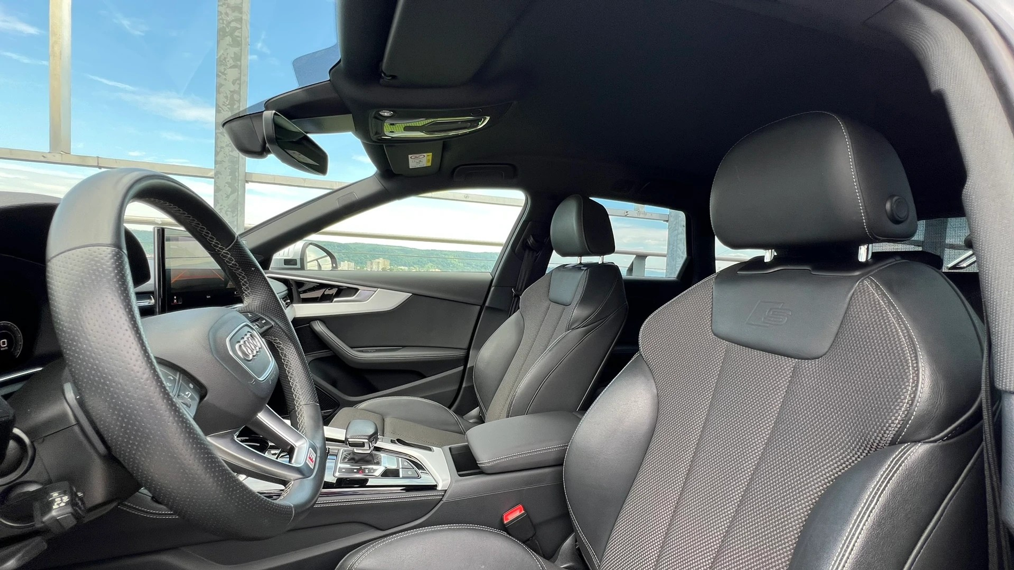 listing desktop thumbnail image 22