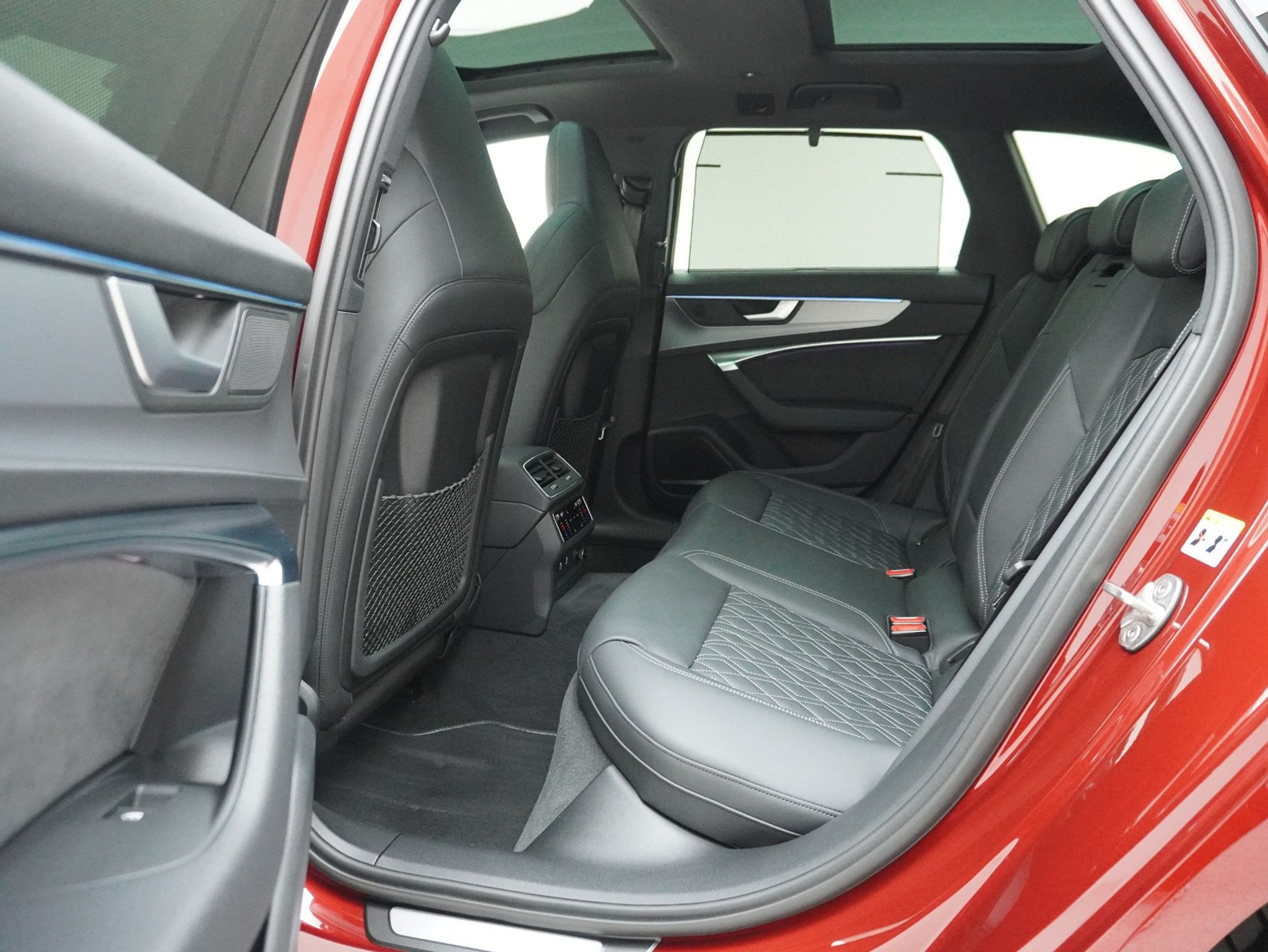 listing desktop thumbnail image 10