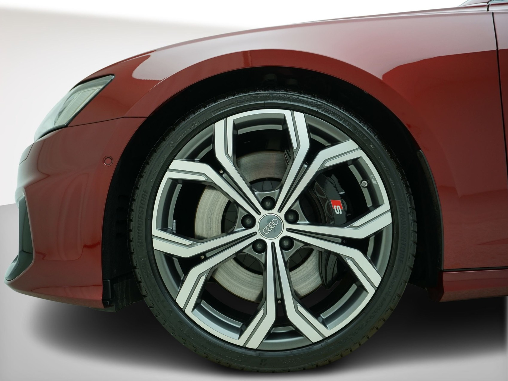 listing desktop thumbnail image 7