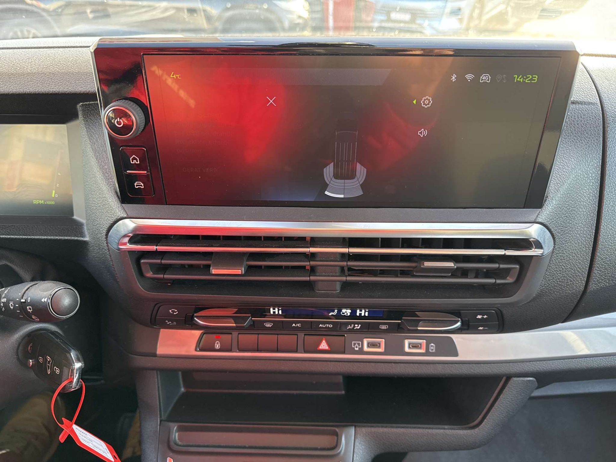 listing desktop thumbnail image 9