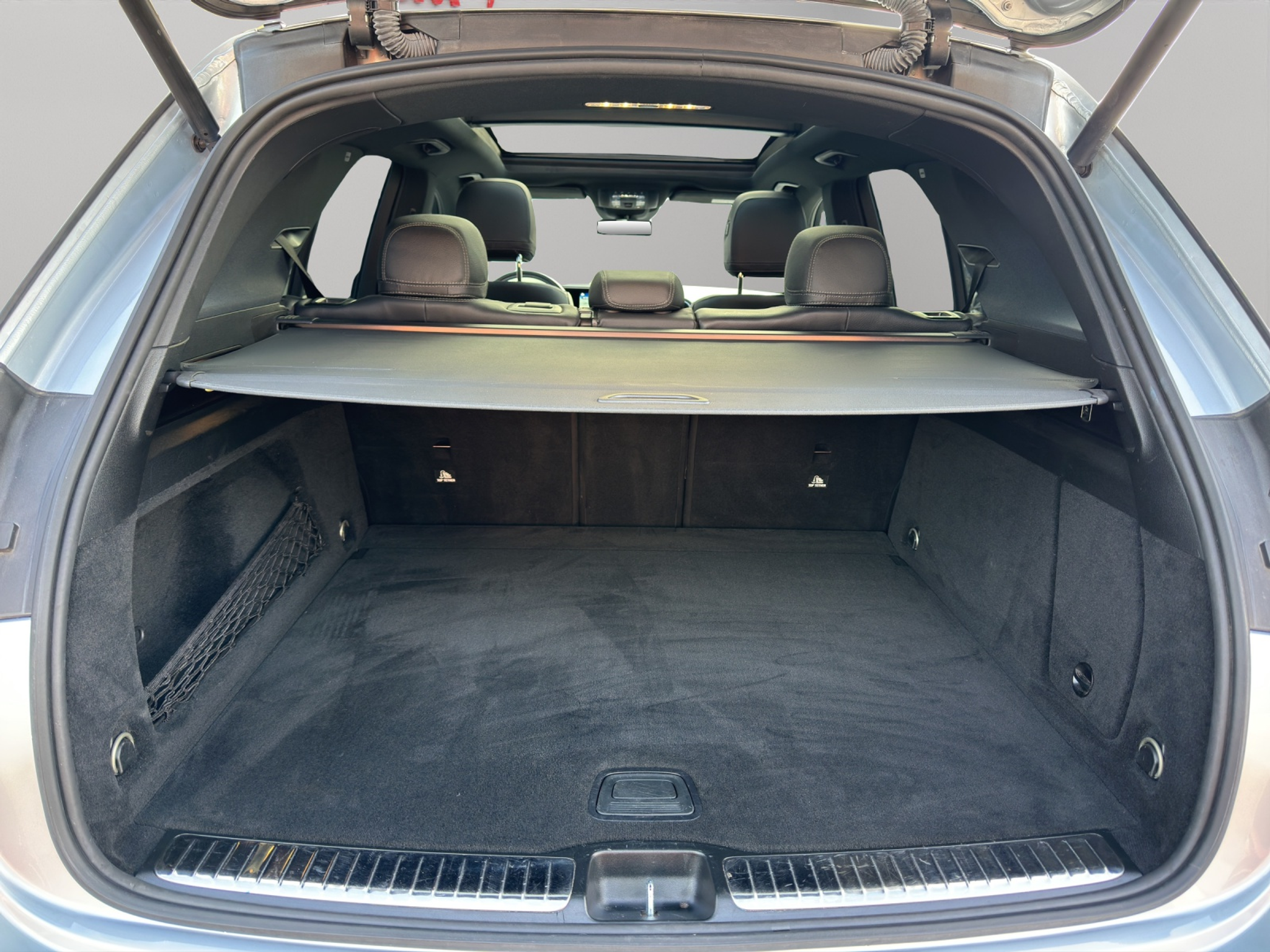 listing desktop thumbnail image 15