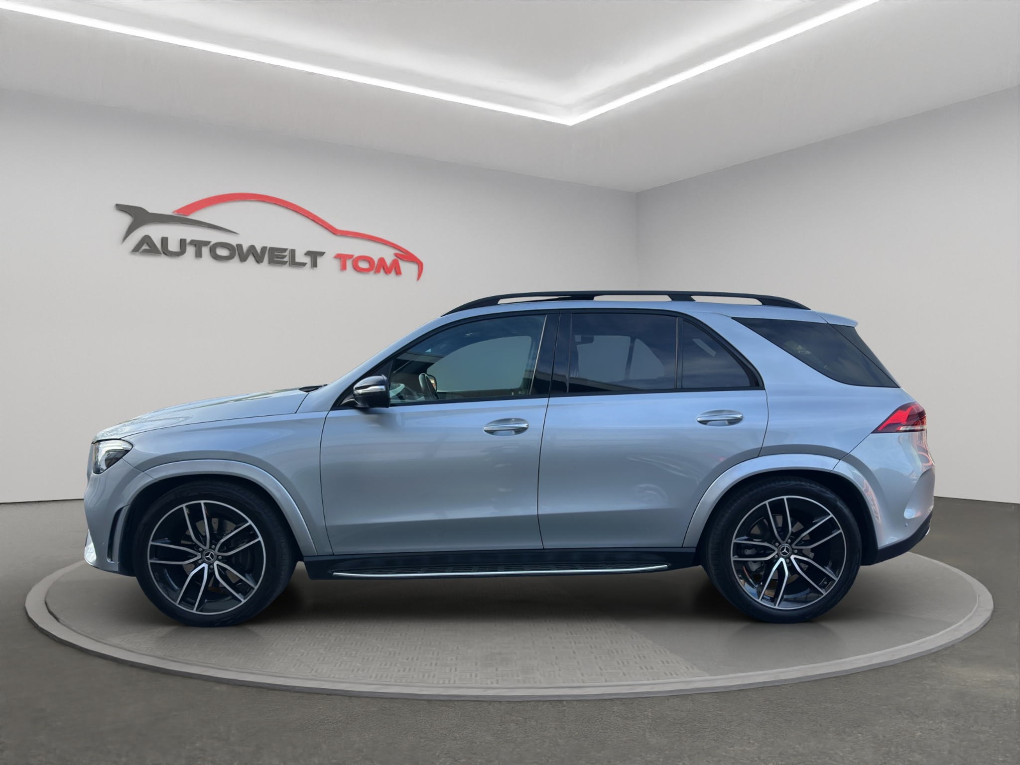 listing desktop thumbnail image 1