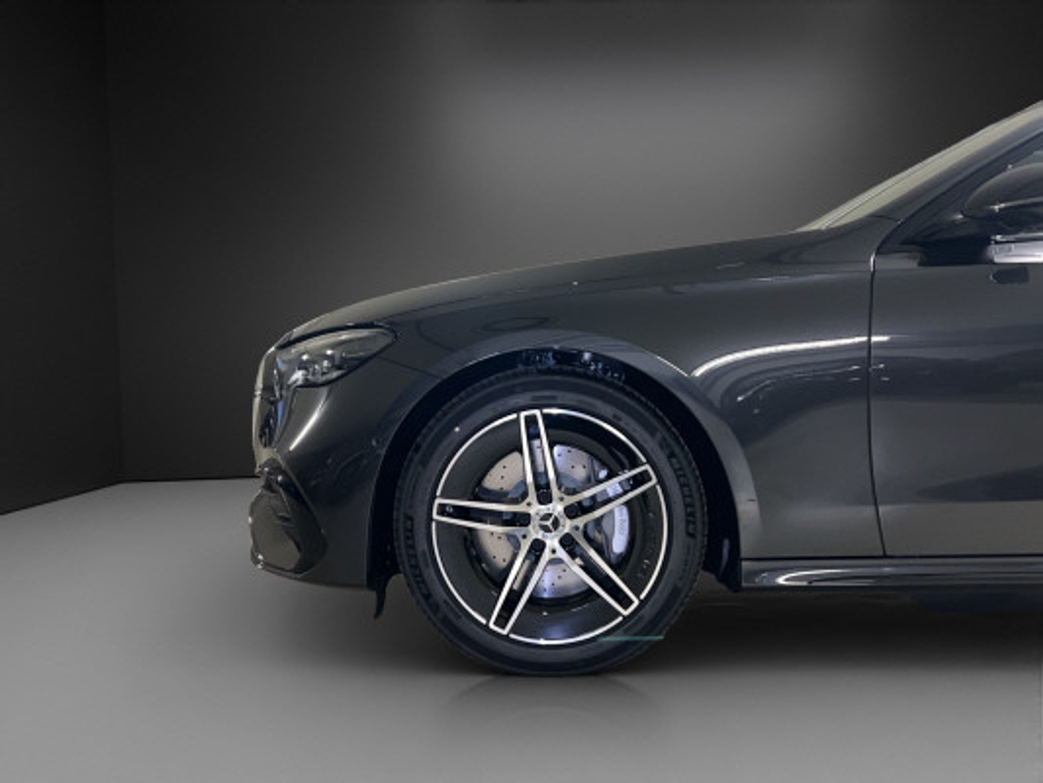 listing desktop thumbnail image 5