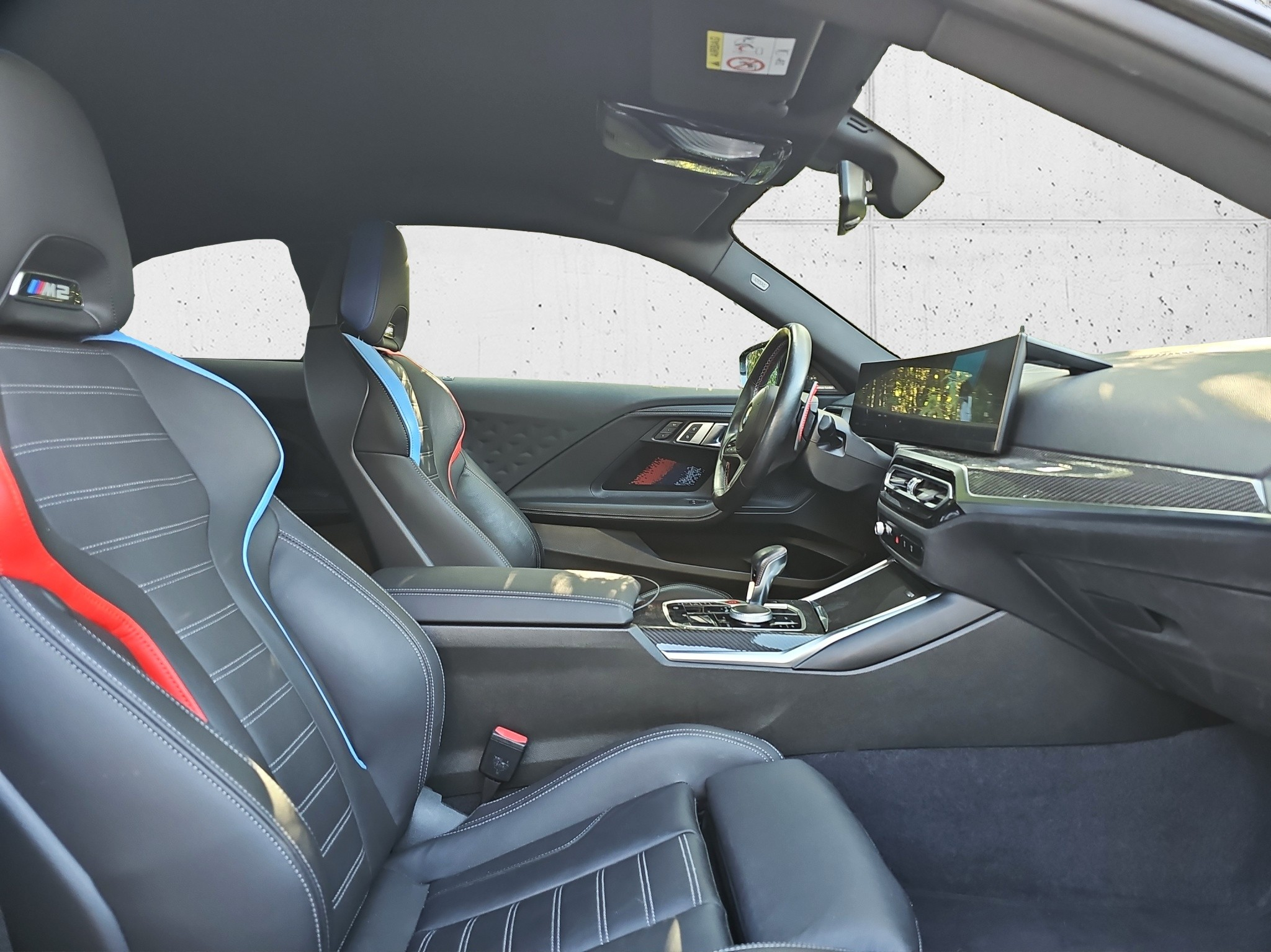 listing desktop thumbnail image 16