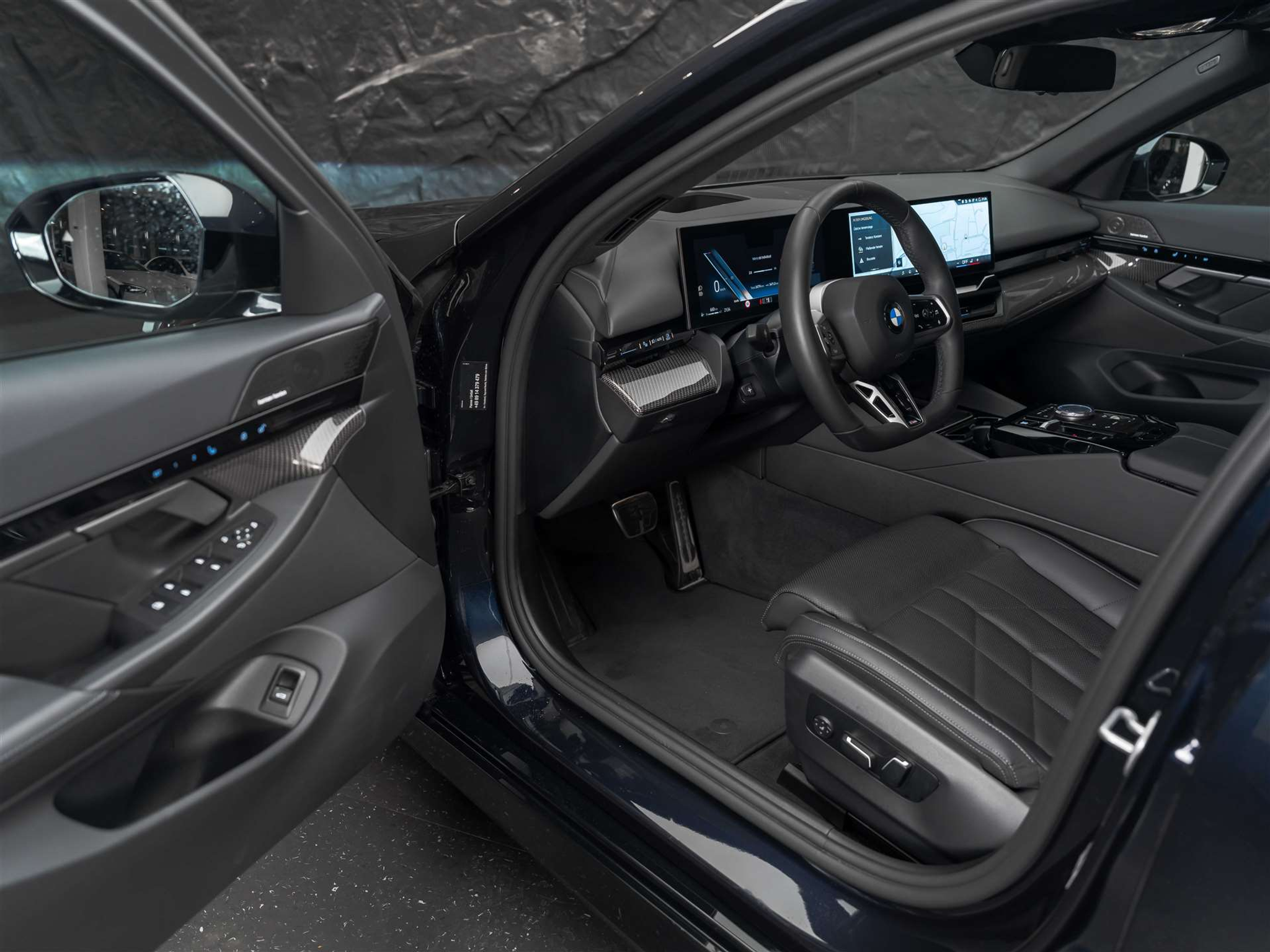 listing desktop thumbnail image 7