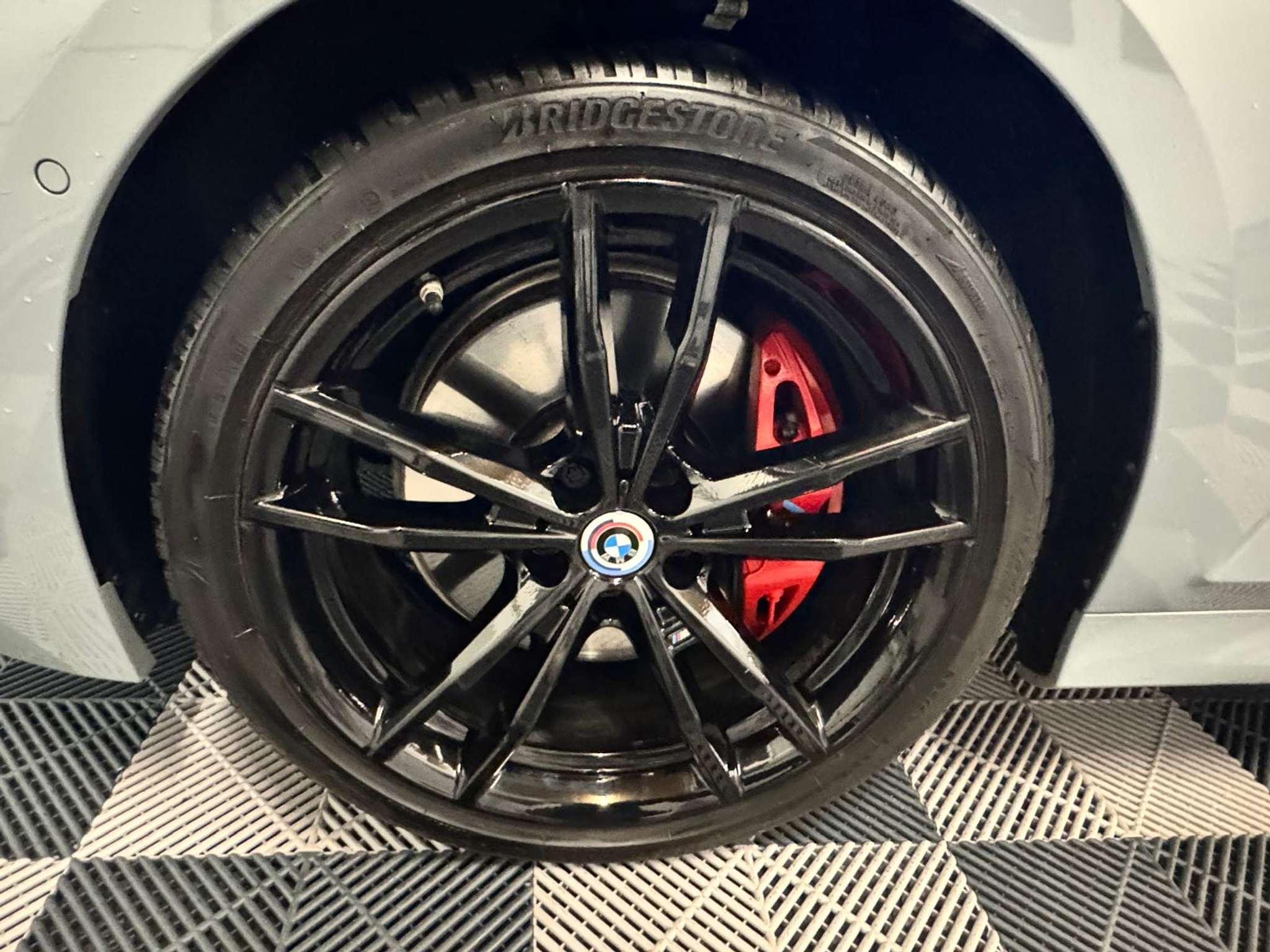 listing desktop thumbnail image 28