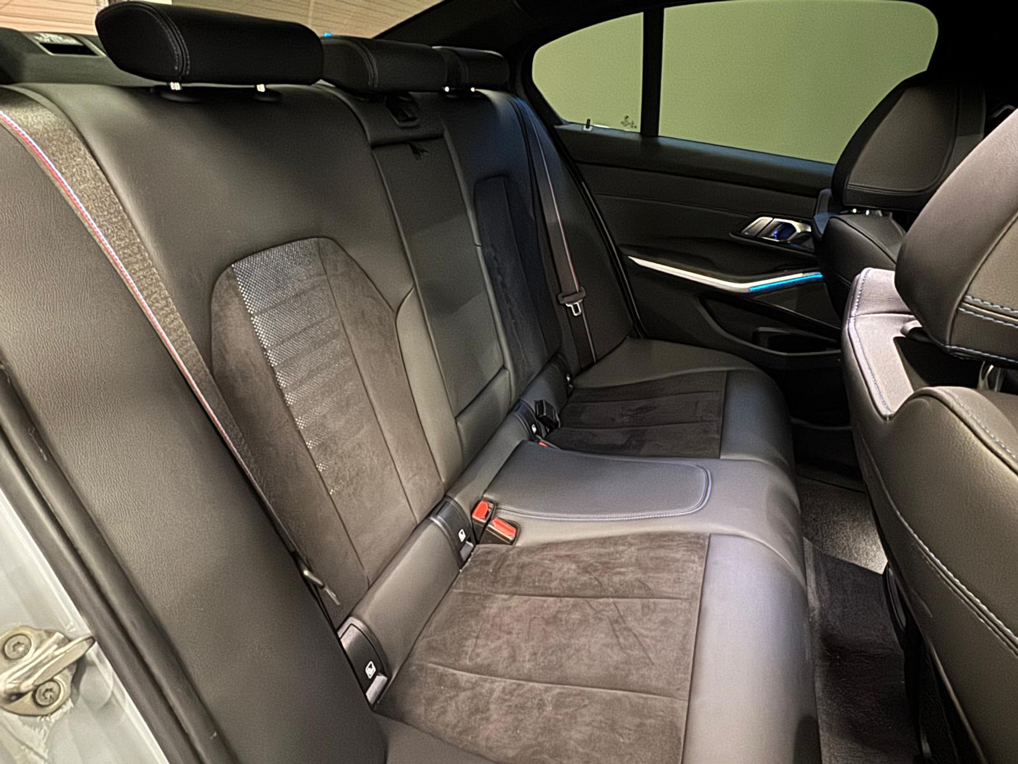 listing desktop thumbnail image 13