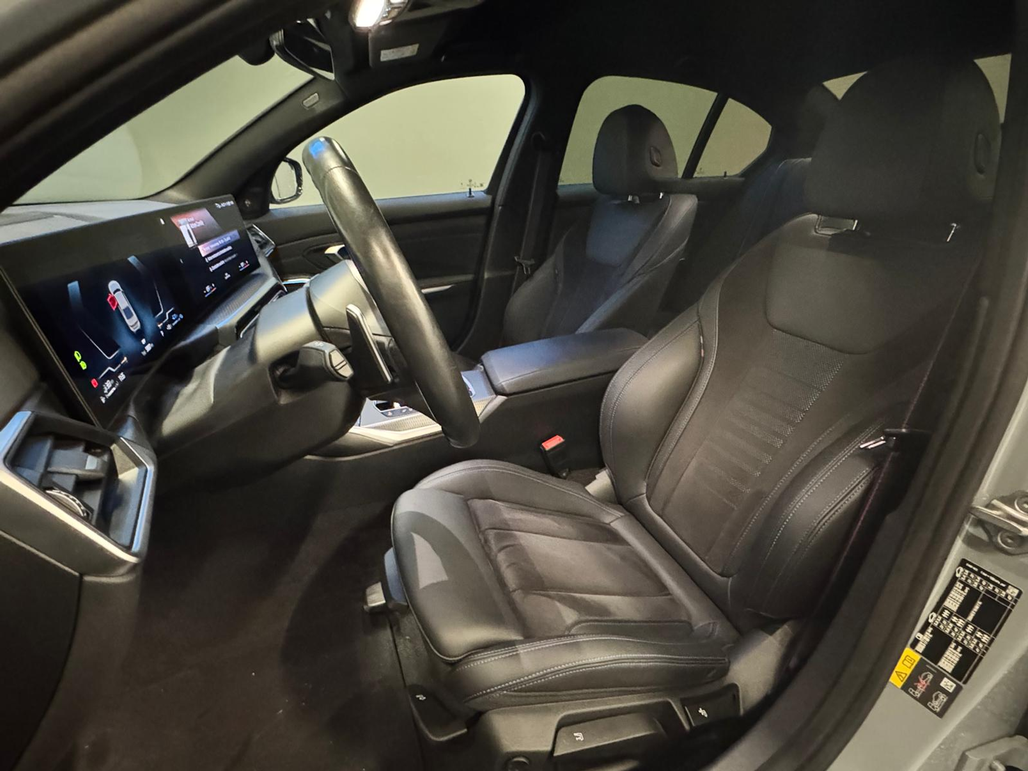 listing desktop thumbnail image 9