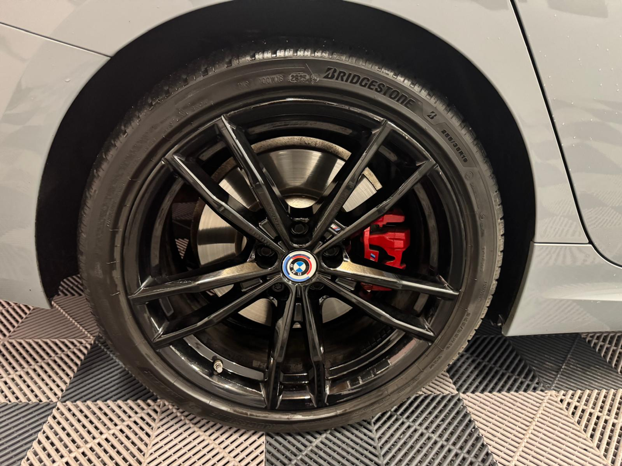 listing desktop thumbnail image 30