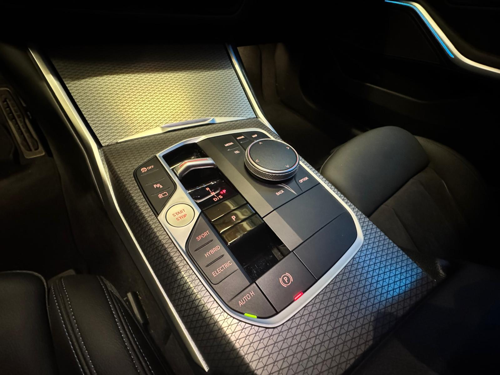 listing desktop thumbnail image 25