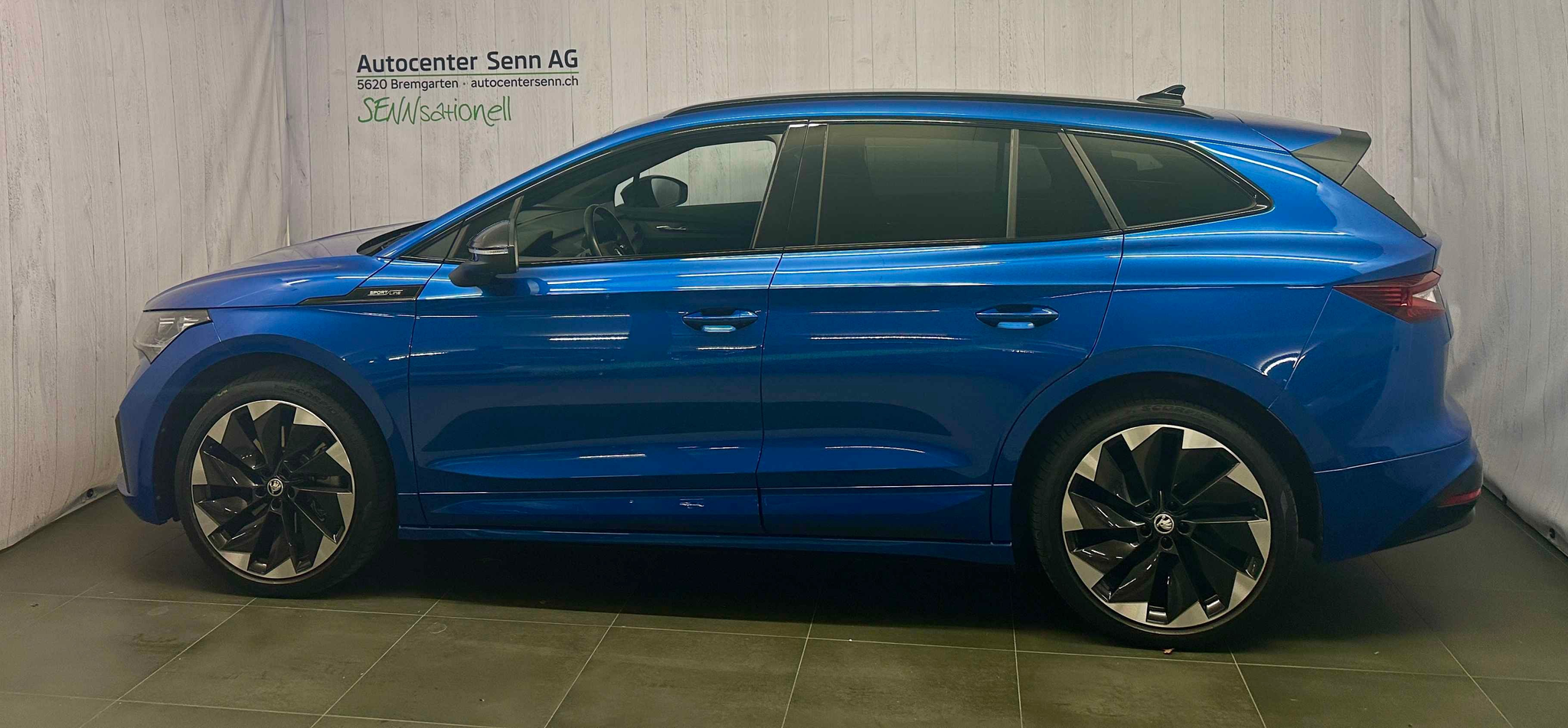 listing desktop thumbnail image 2