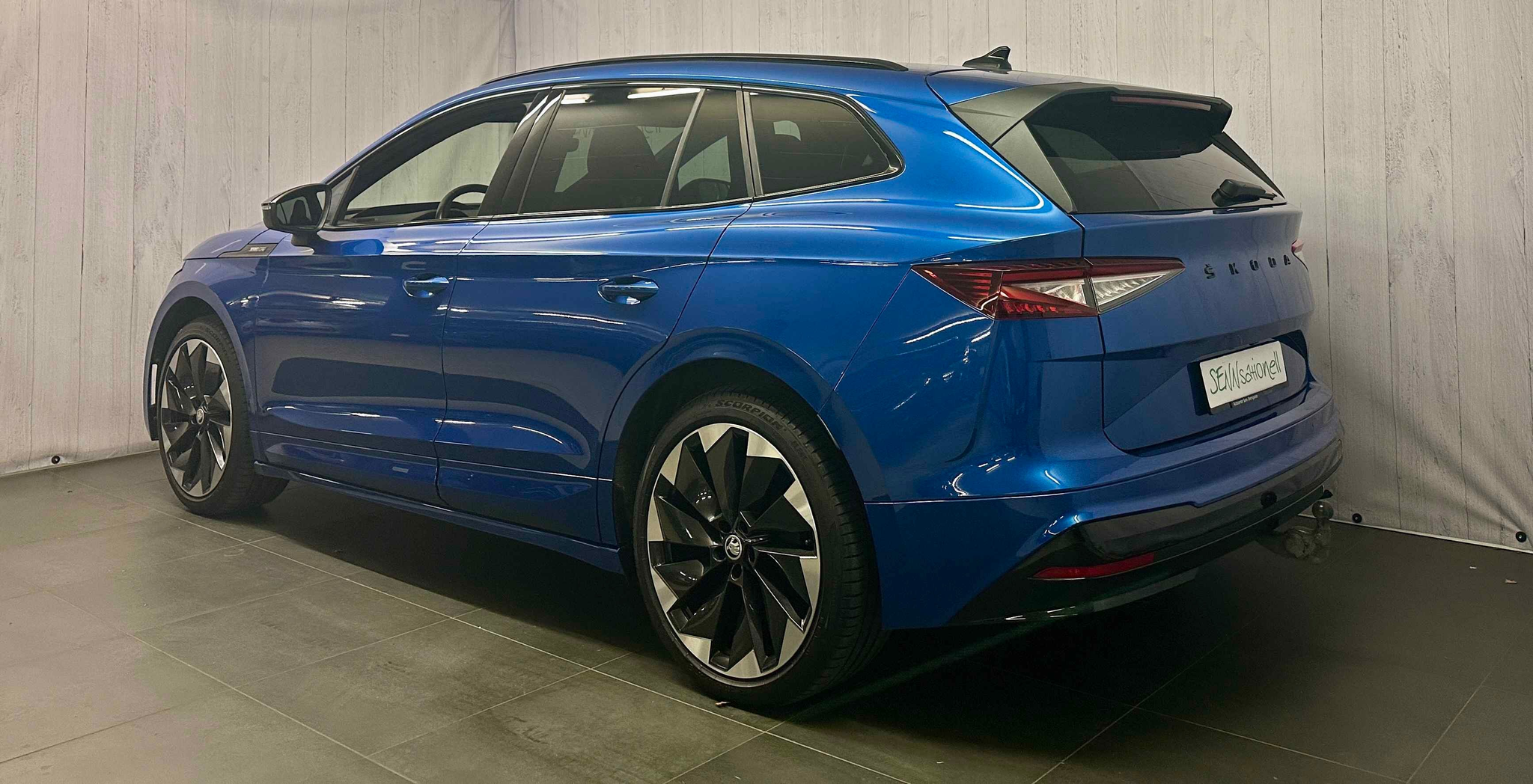 listing desktop thumbnail image 5