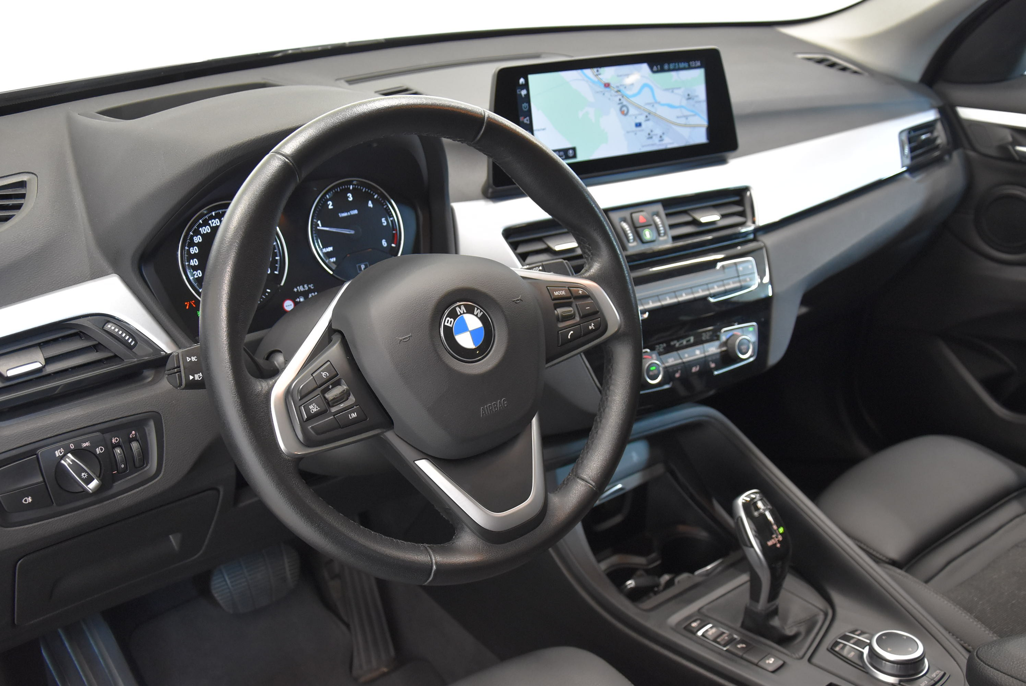 listing desktop thumbnail image 2