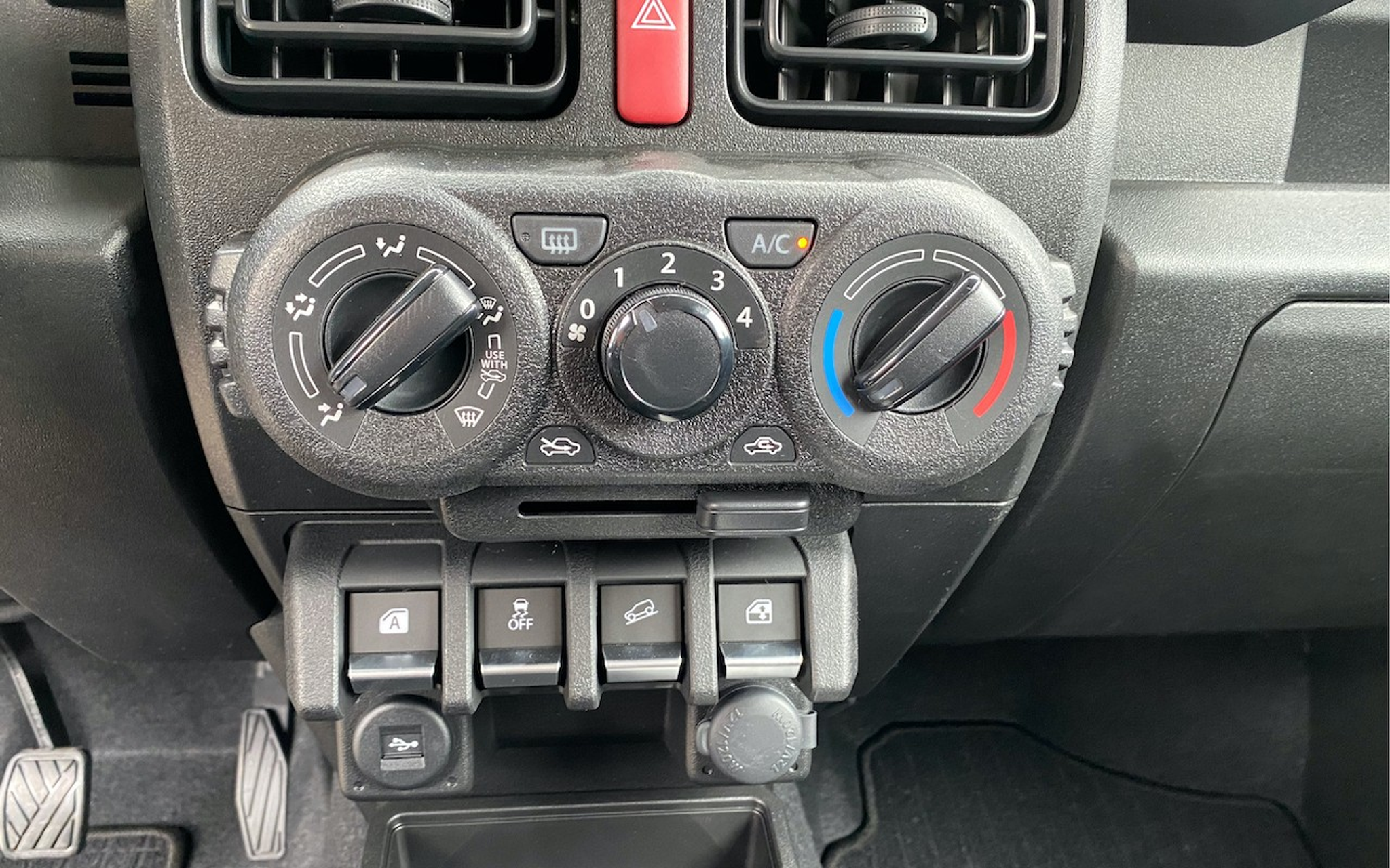 listing desktop thumbnail image 21