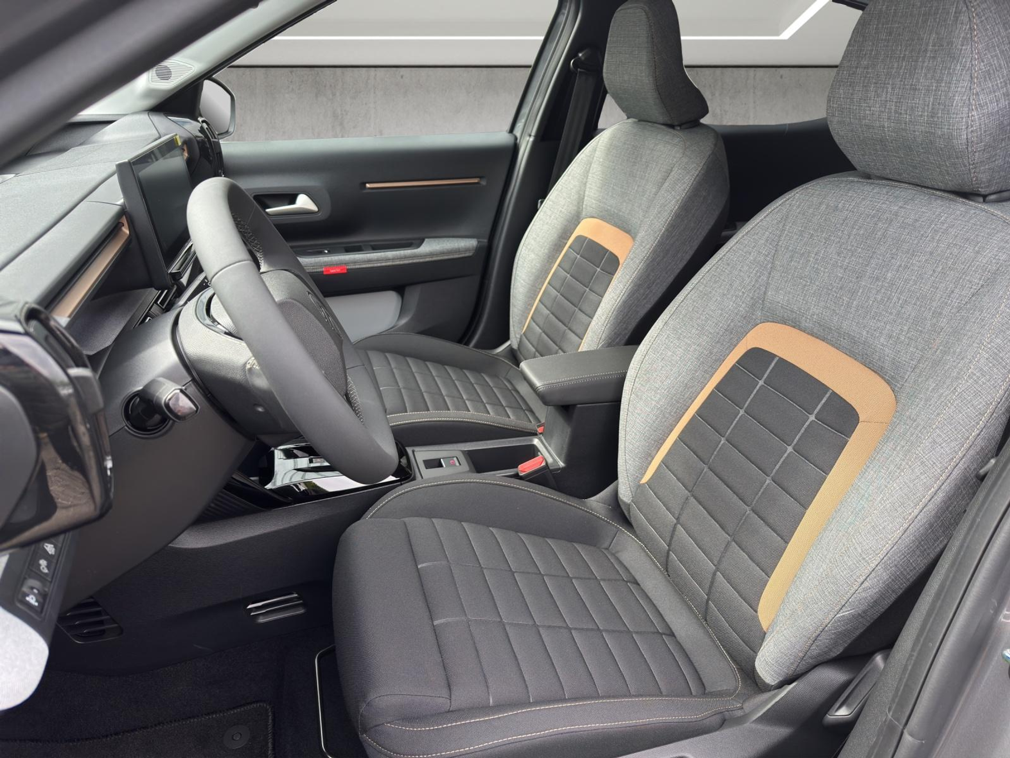 listing desktop thumbnail image 7