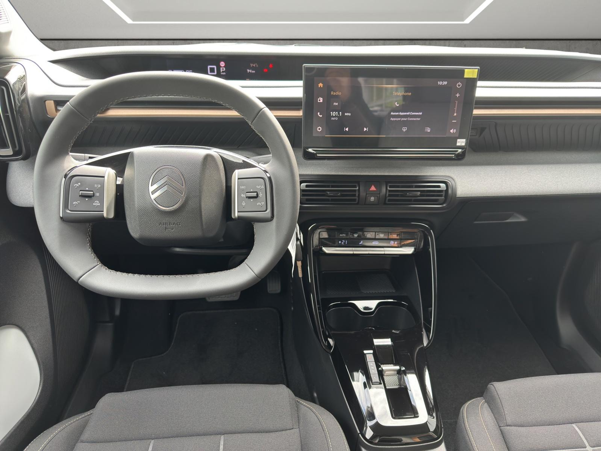 listing desktop thumbnail image 11