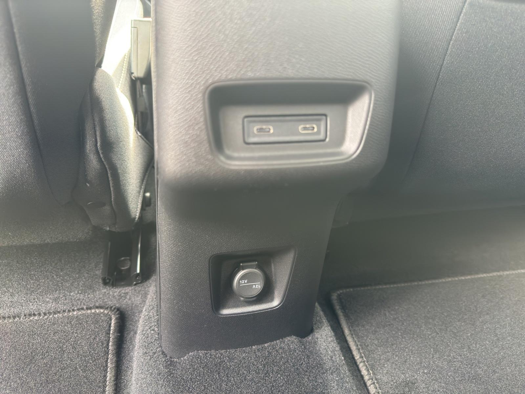 listing desktop thumbnail image 19