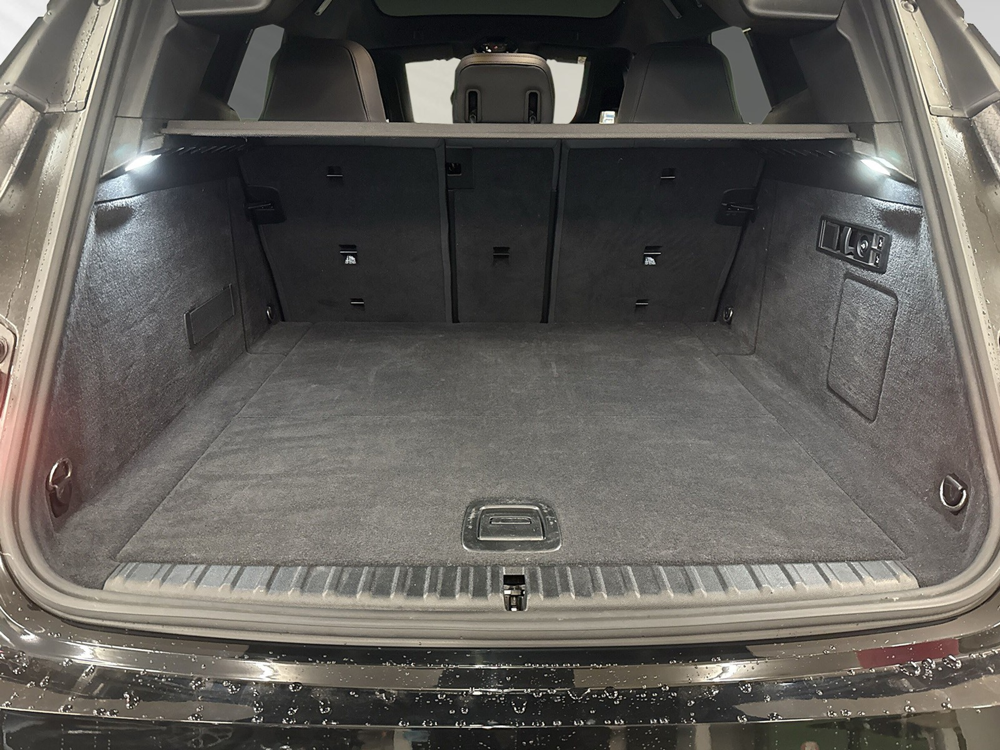 listing desktop thumbnail image 8