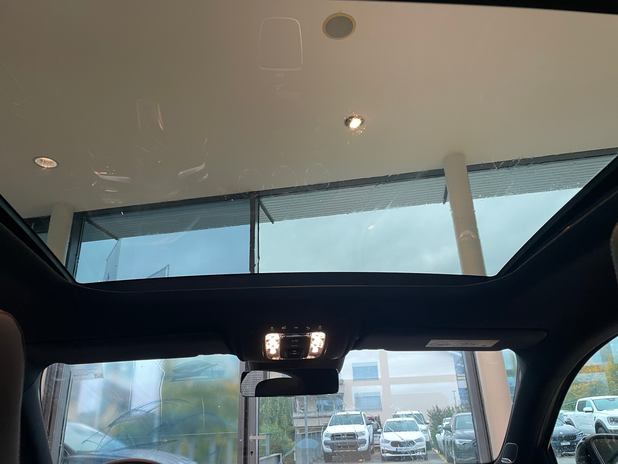 listing desktop thumbnail image 22