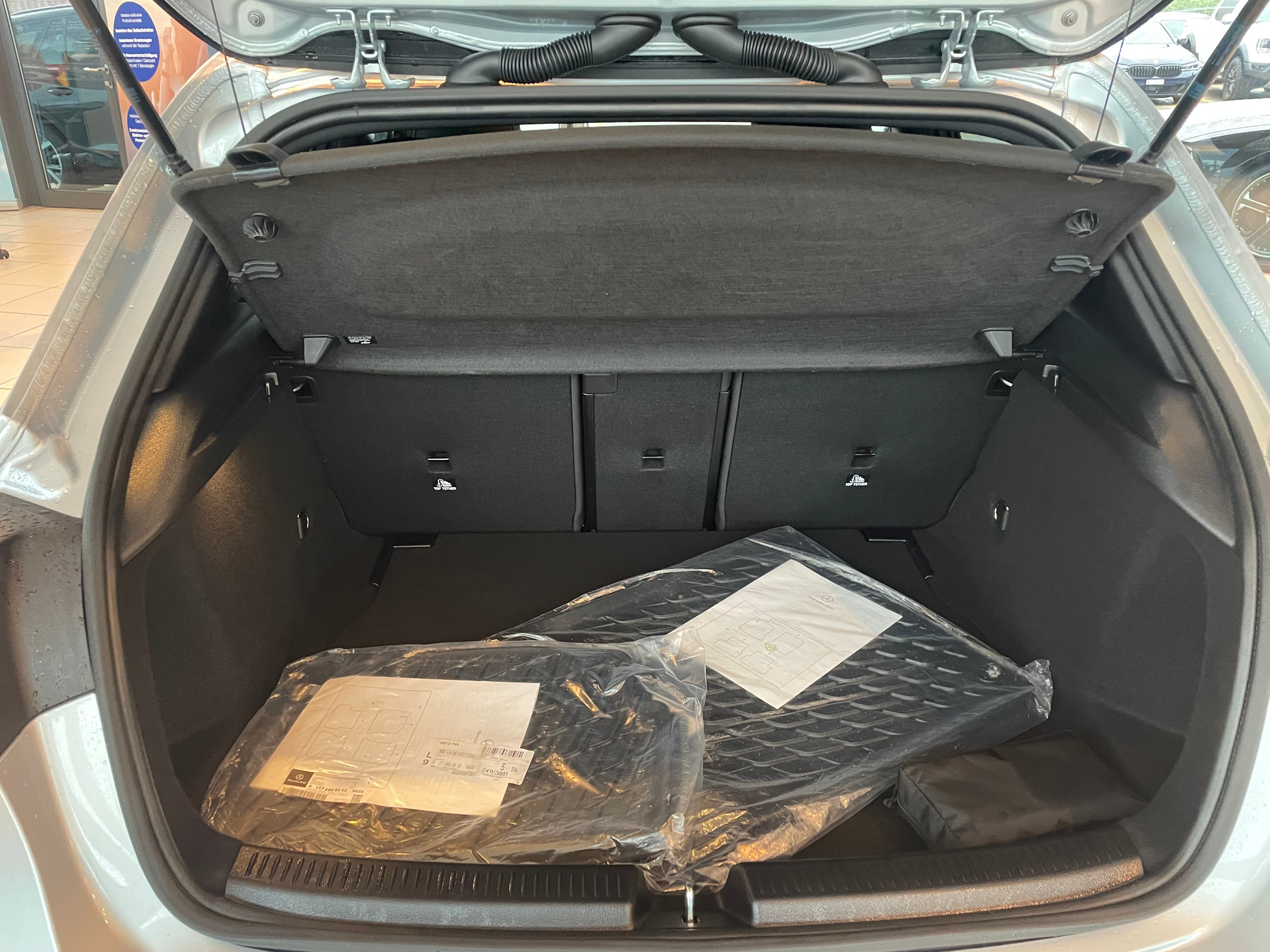 listing desktop thumbnail image 23