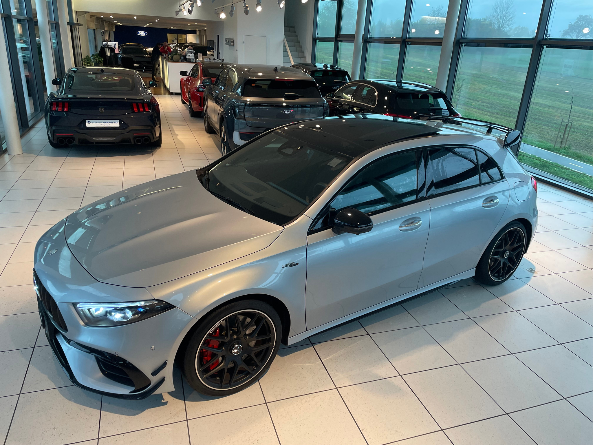 listing desktop thumbnail image 10