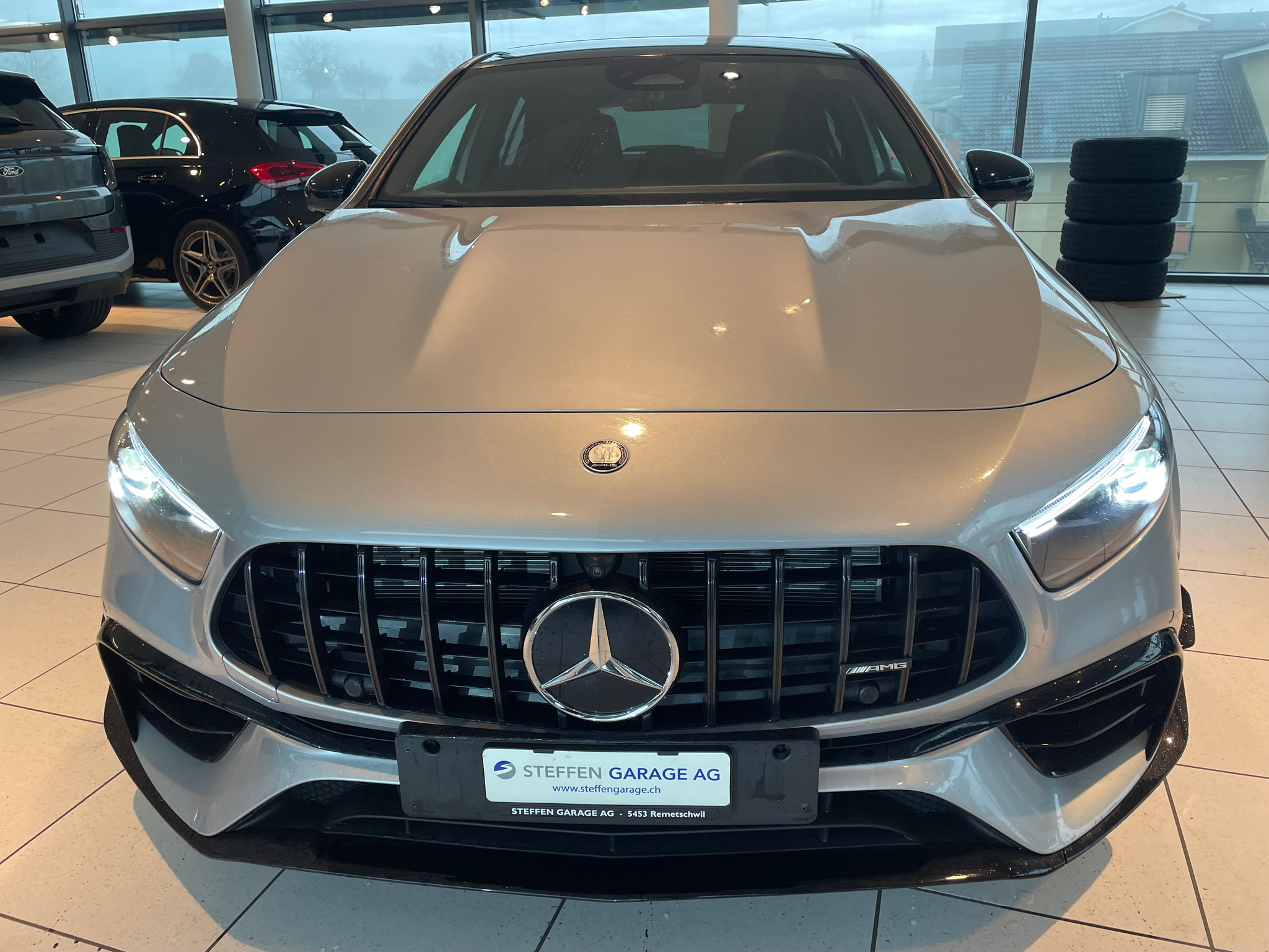 listing desktop thumbnail image 2