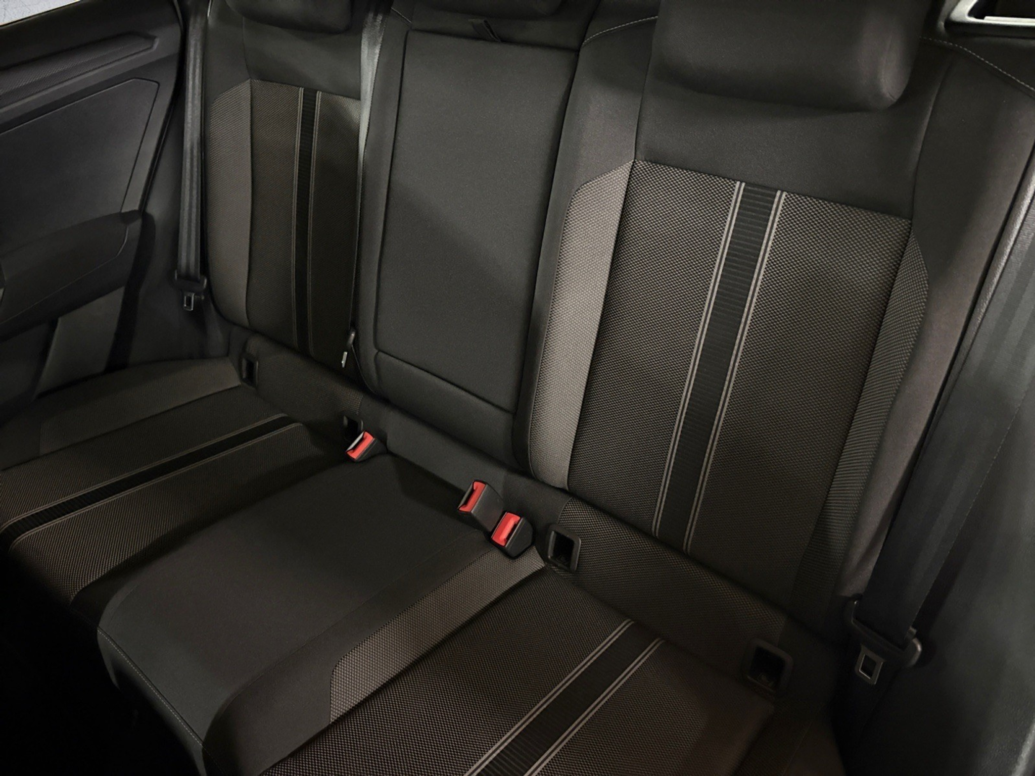 listing desktop thumbnail image 14