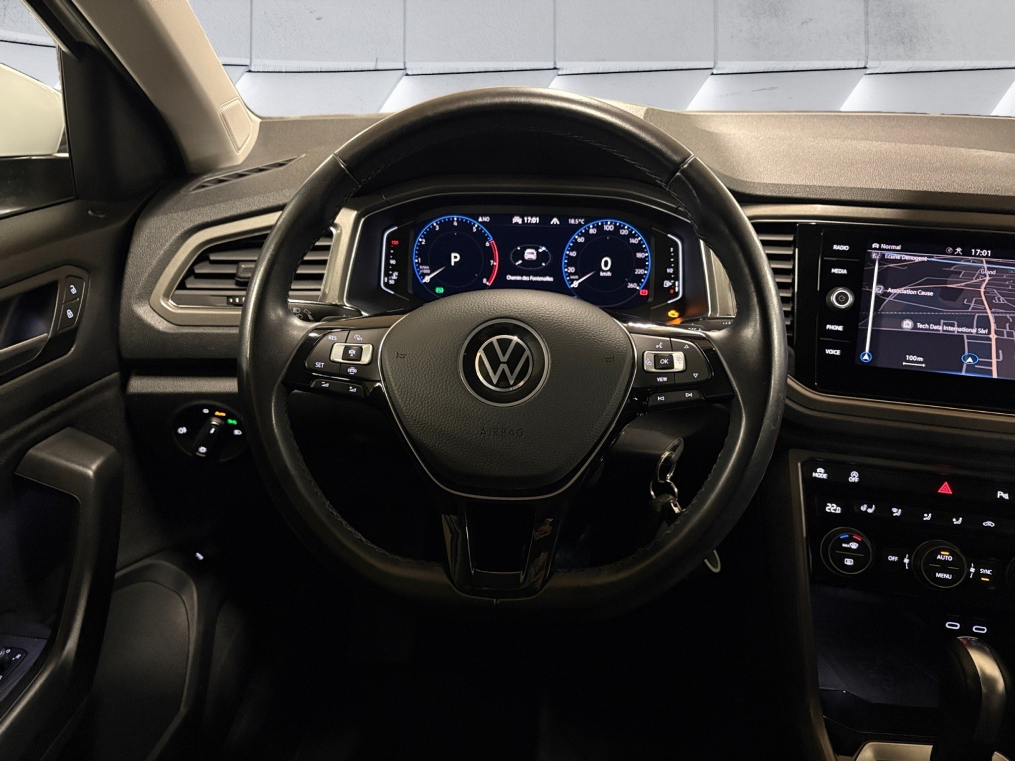 listing desktop thumbnail image 9