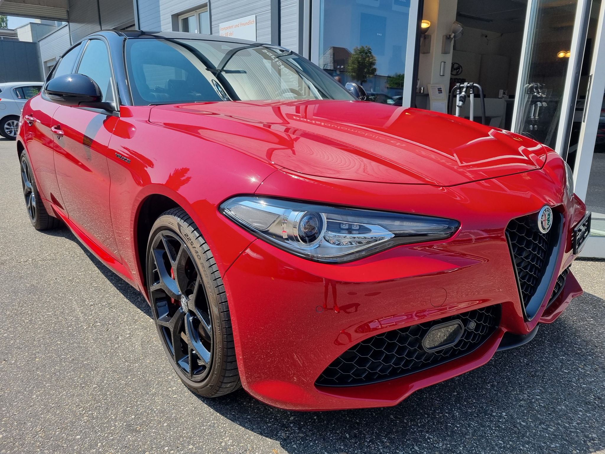 listing desktop thumbnail image 0