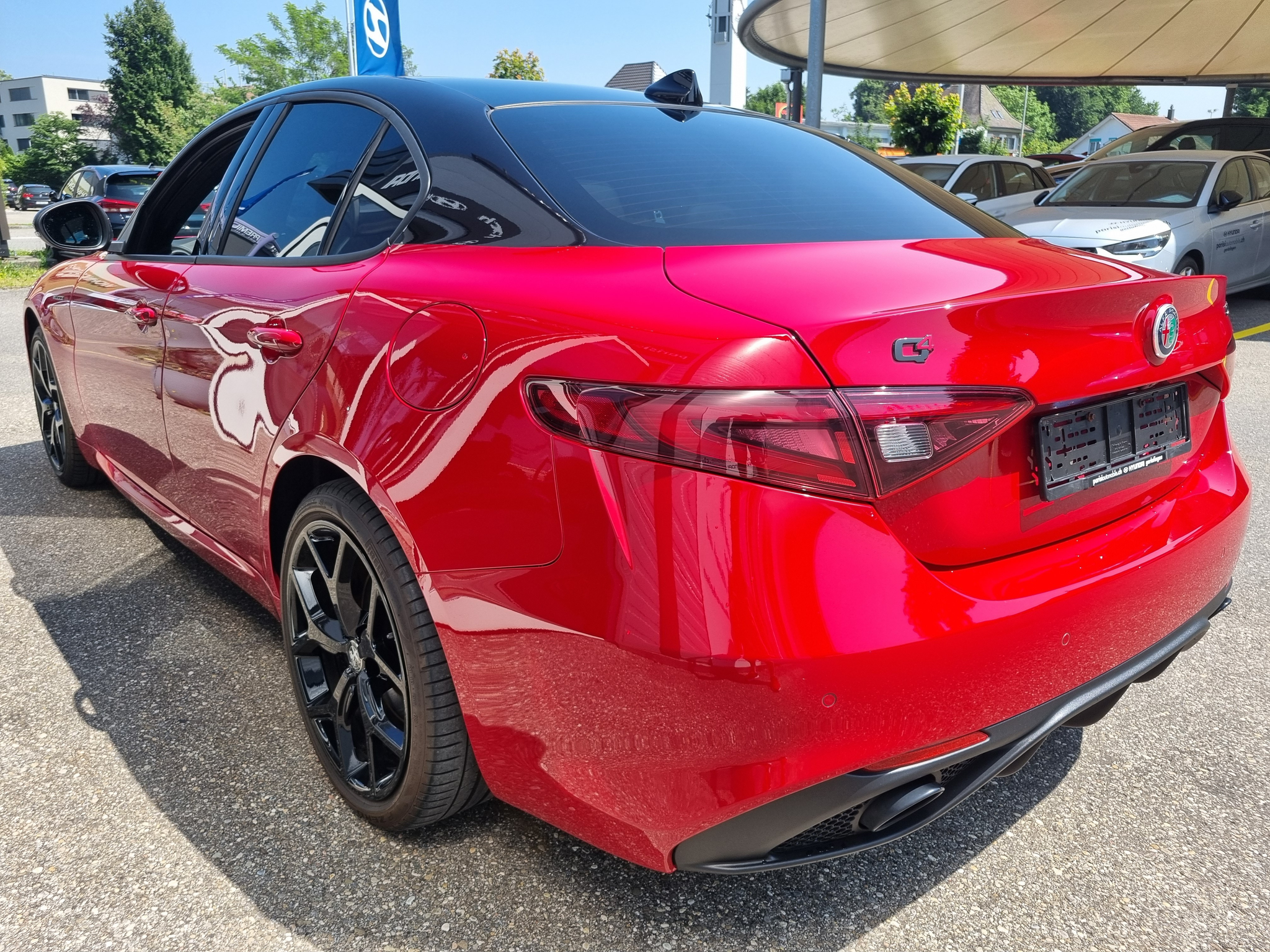 listing desktop thumbnail image 6