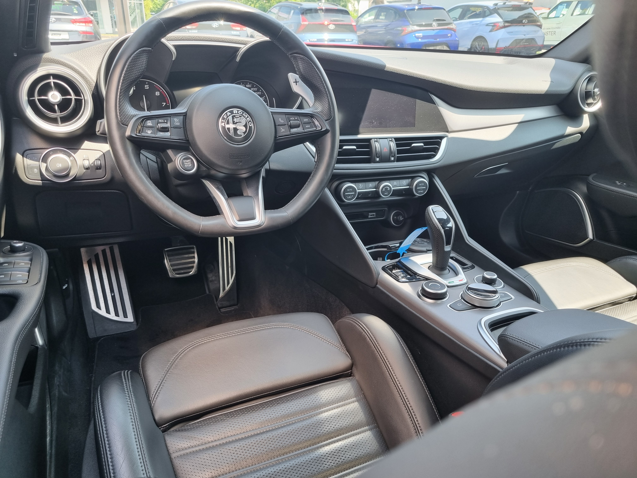 listing desktop thumbnail image 9