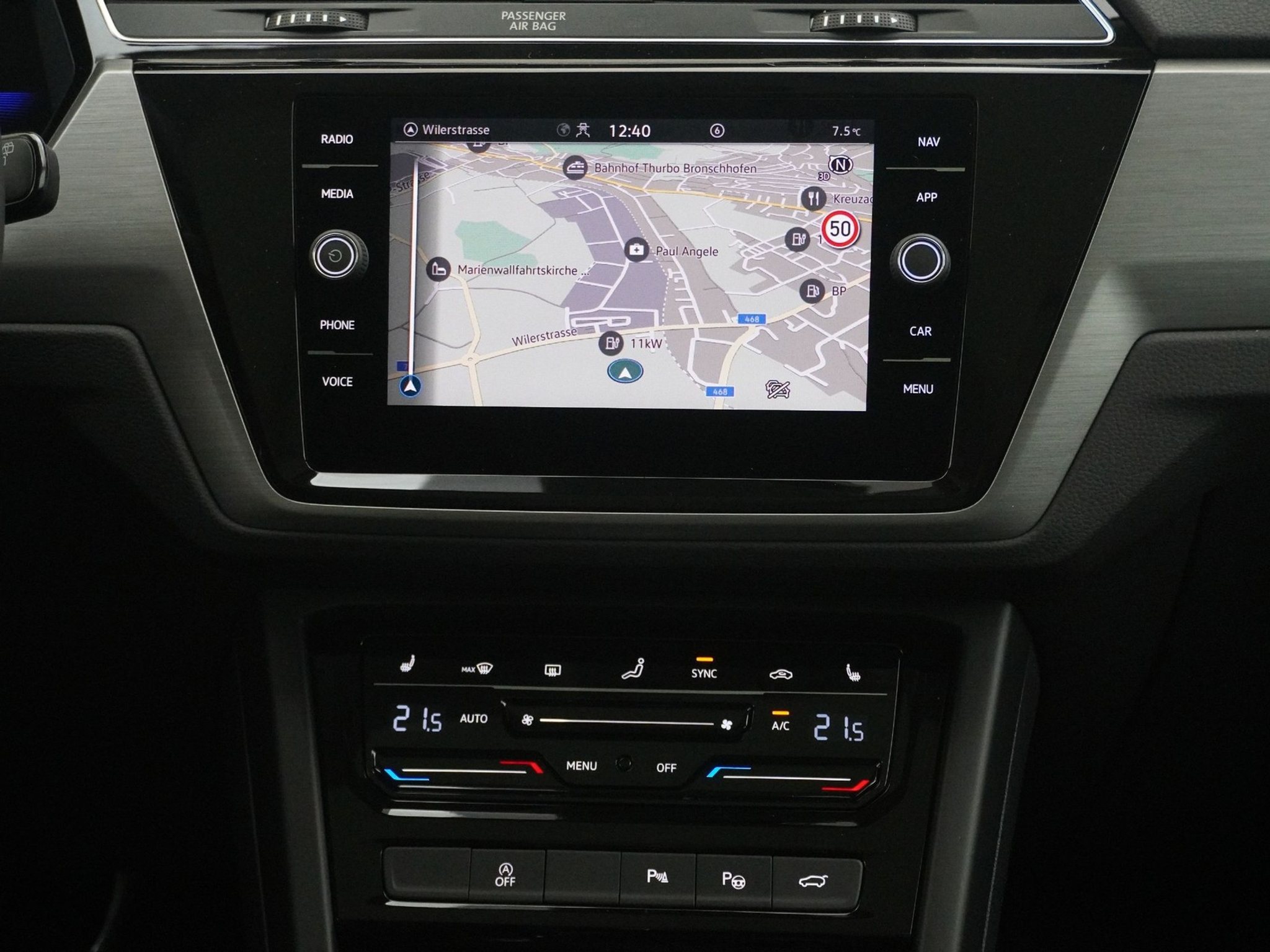 listing desktop thumbnail image 17