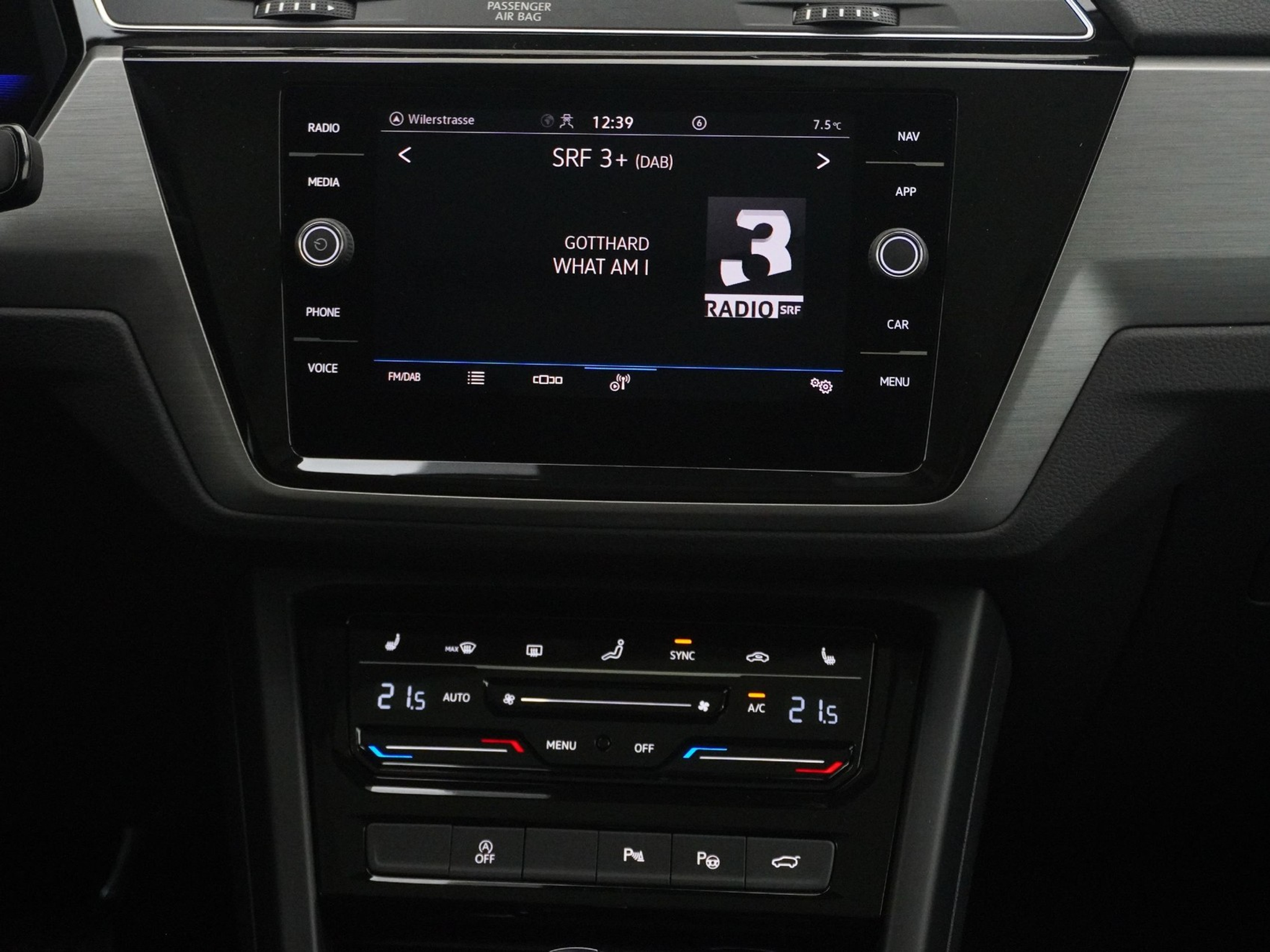 listing desktop thumbnail image 21