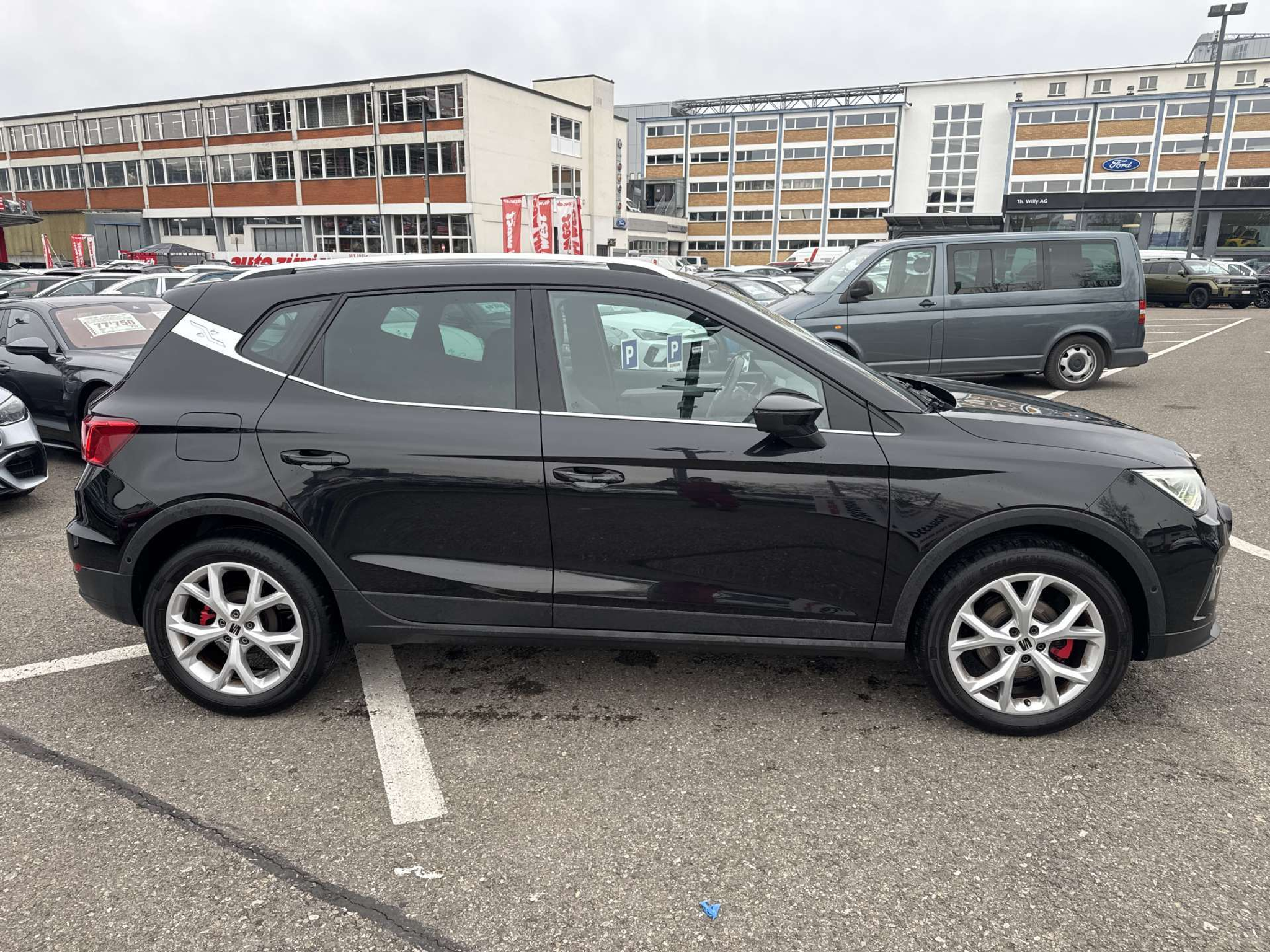 listing desktop thumbnail image 10