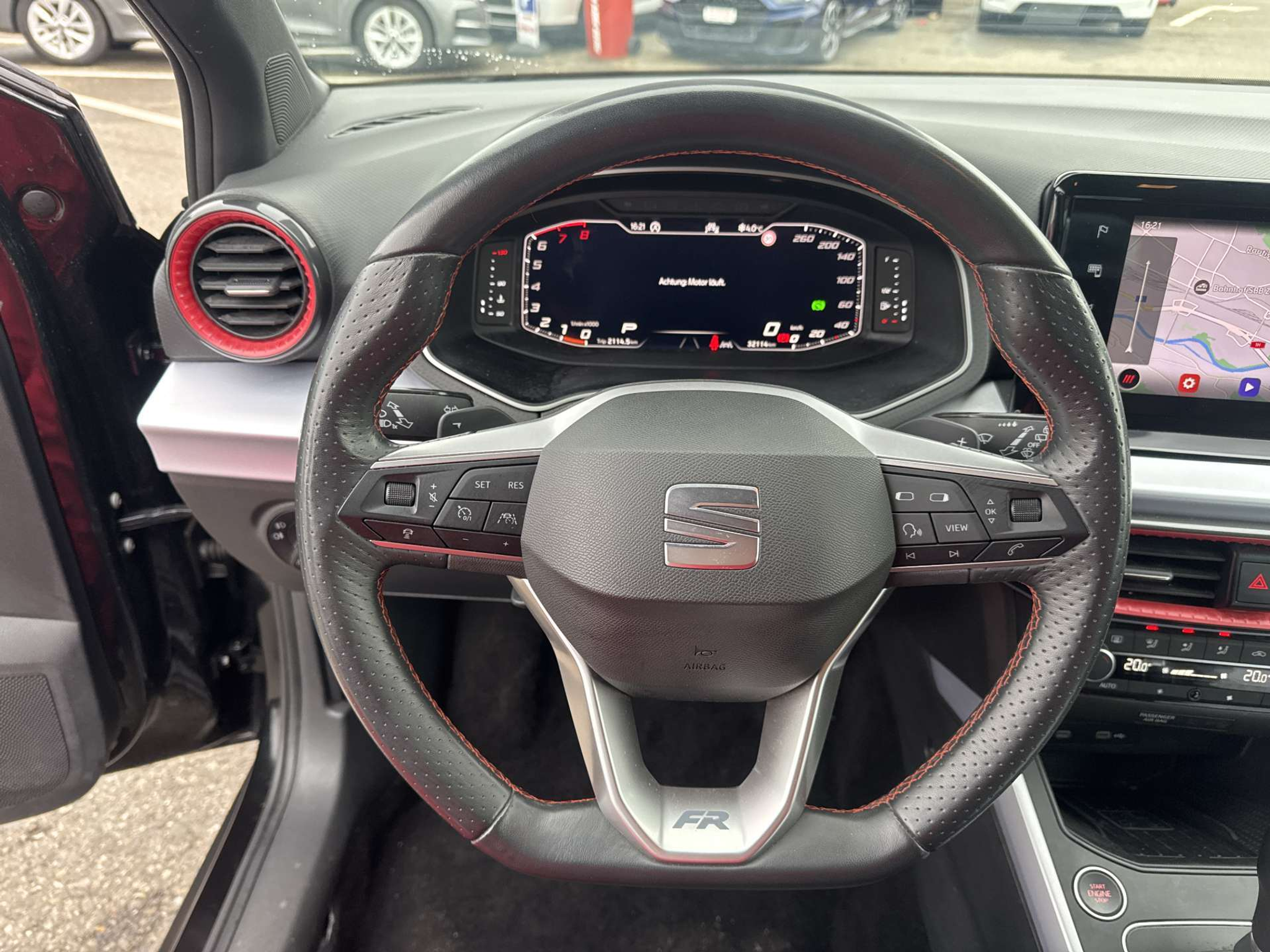 listing desktop thumbnail image 15