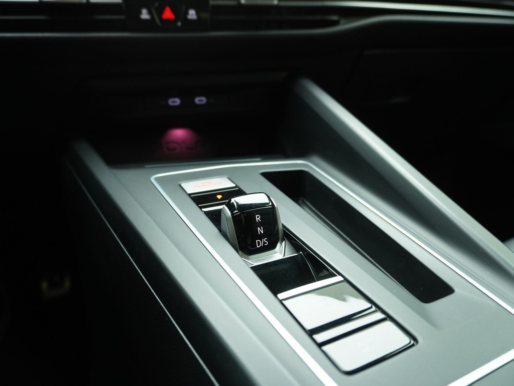 listing desktop thumbnail image 14